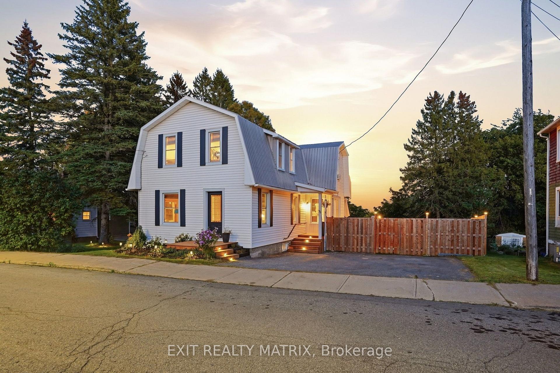 Photo 2 of 75 Stanley Avenue, Champlain, Vankleek Hill — HOMEH