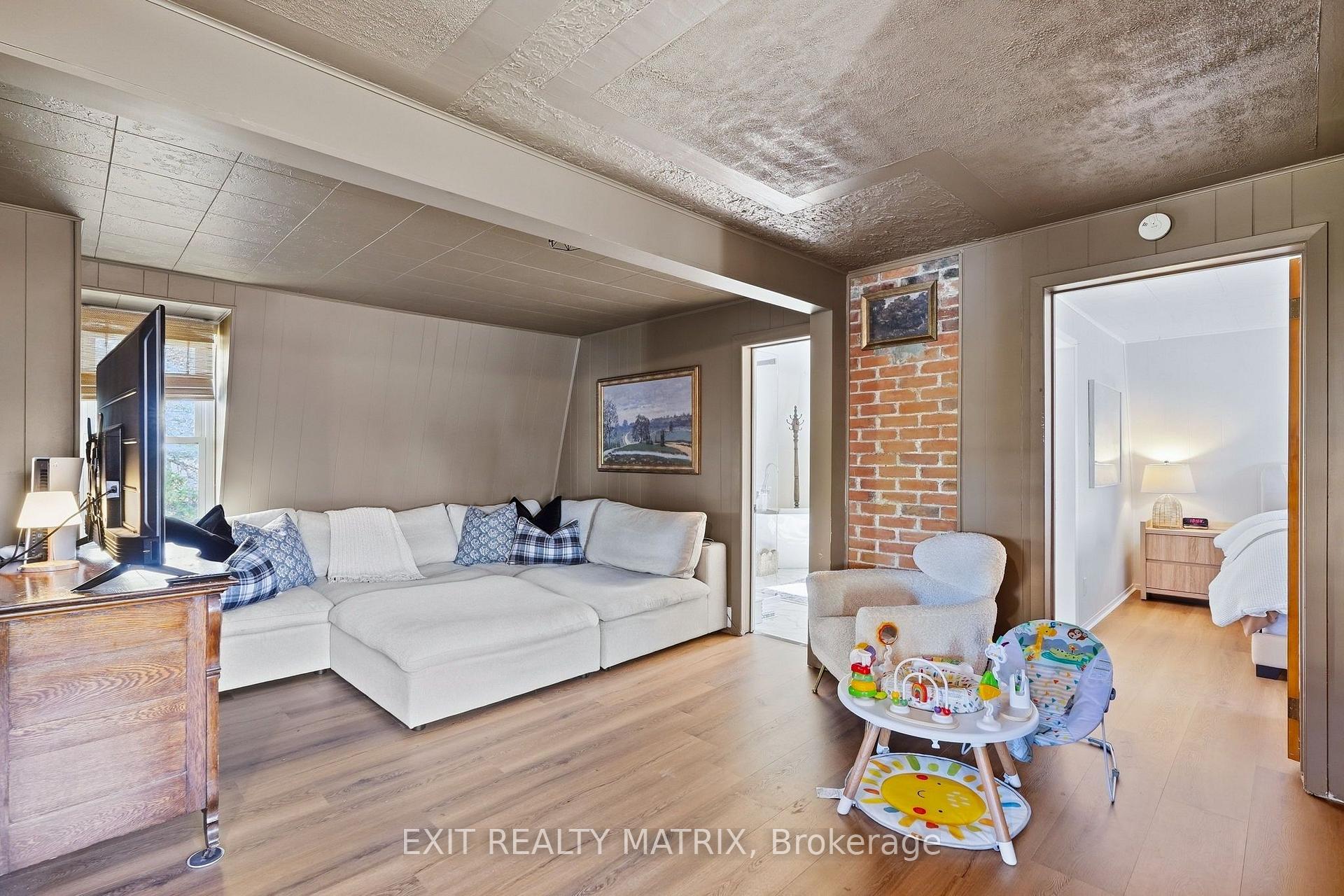 Photo 20 of 75 Stanley Avenue, Champlain, Vankleek Hill — HOMEH