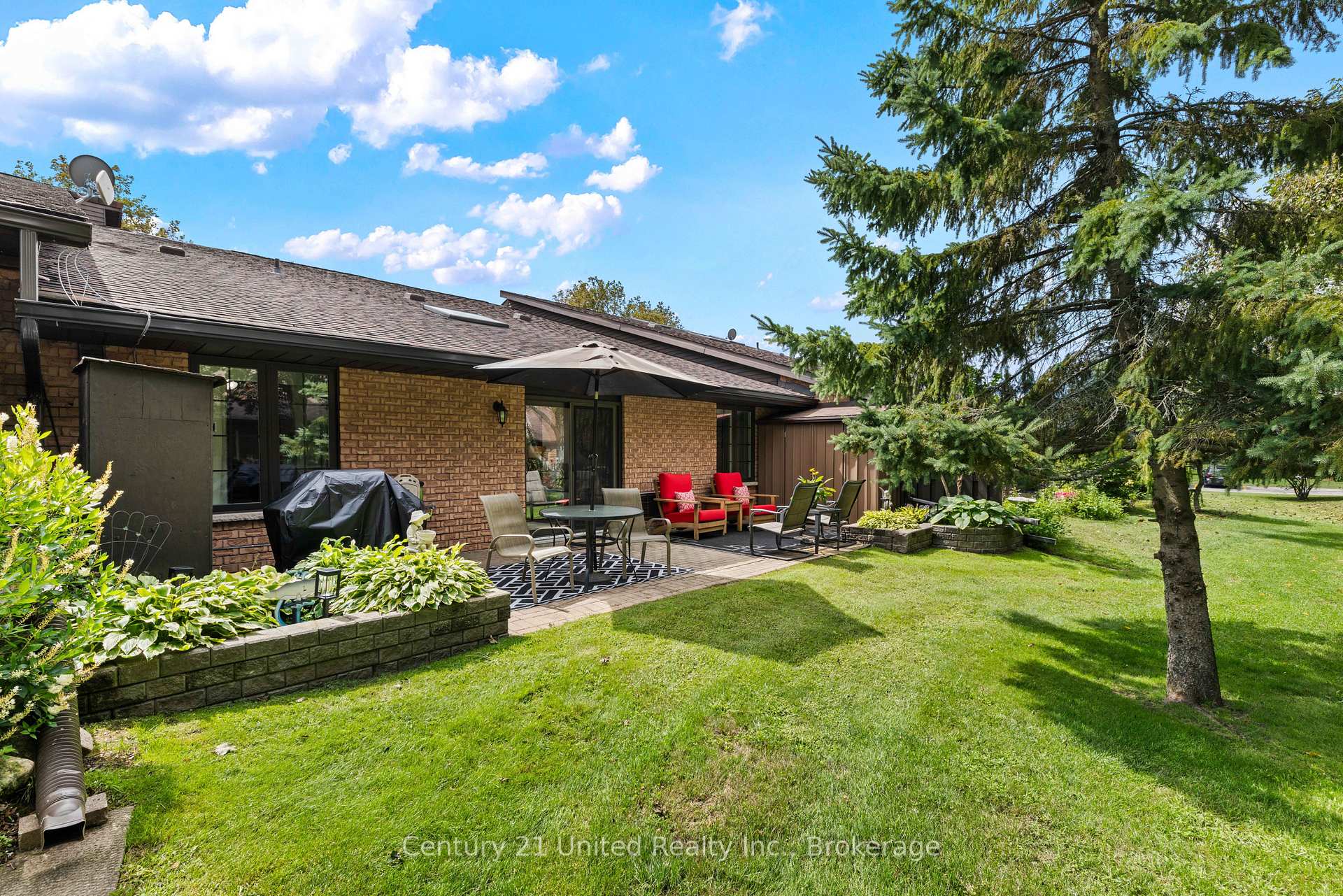 Photo 33 of Unit 7, 680 Whitaker Street, Peterborough, Ashburnham Ward 4 — HOMEH