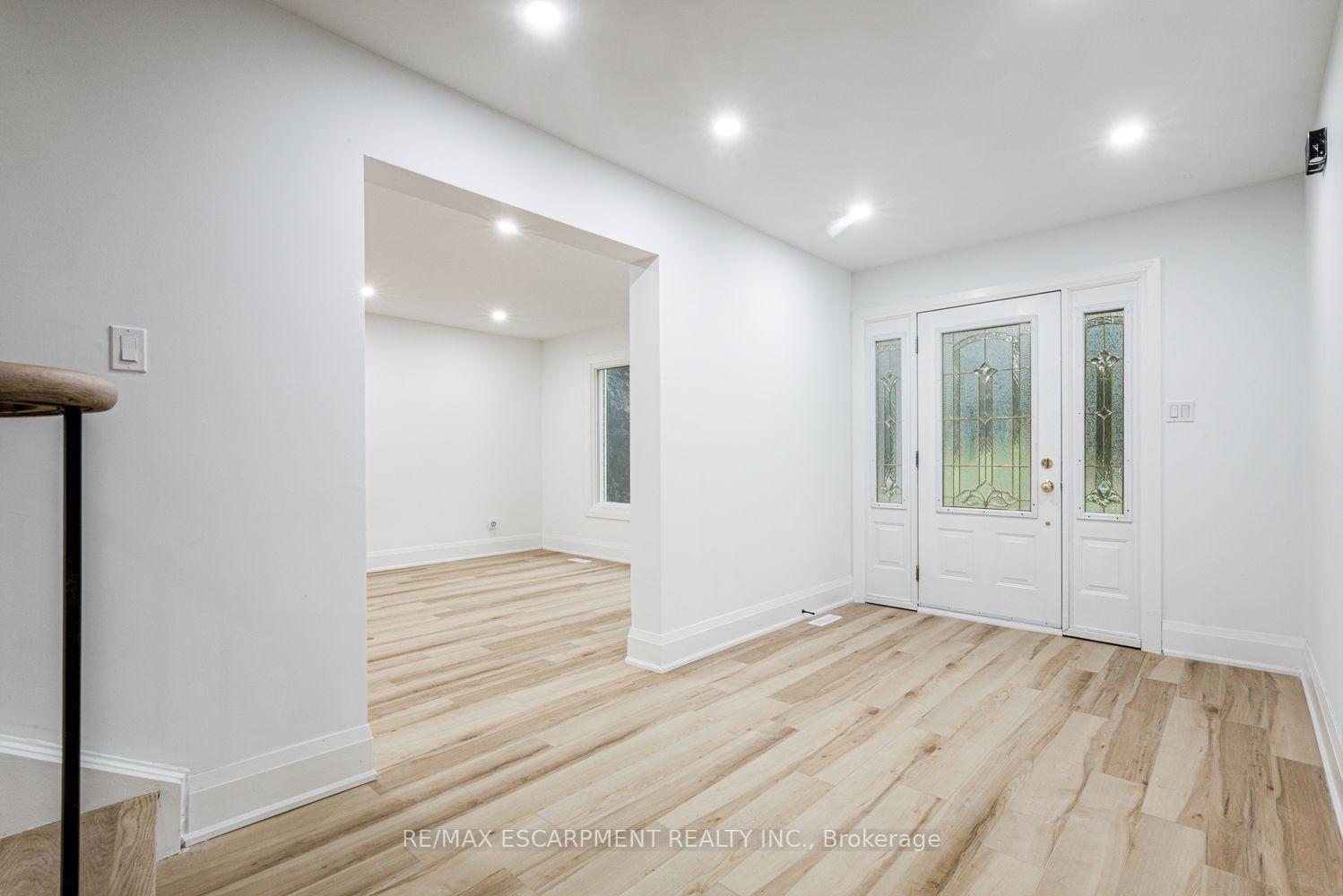Photo 5 of 2104 Mississauga Road, Mississauga, Sheridan — HOMEH