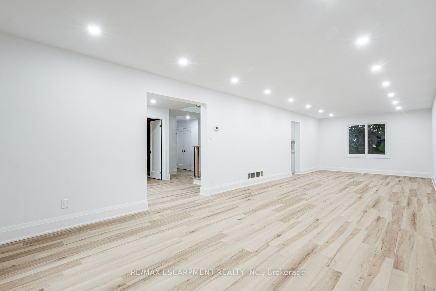 Photo 7 of 2104 Mississauga Road, Mississauga, Sheridan — HOMEH