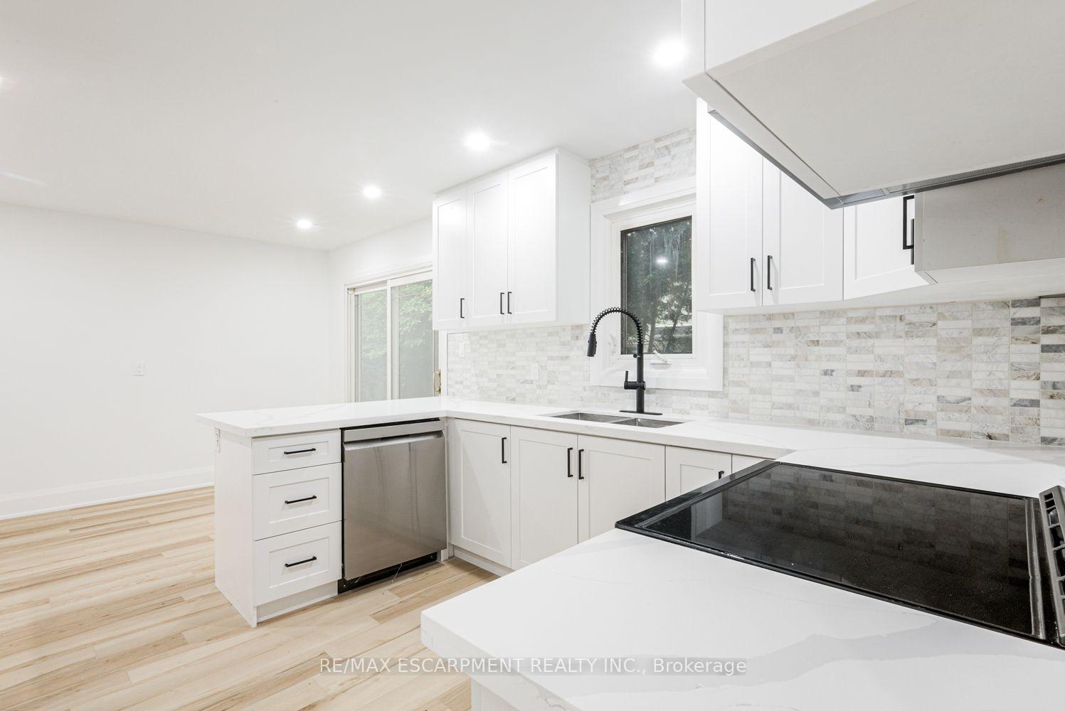 Photo 9 of 2104 Mississauga Road, Mississauga, Sheridan — HOMEH