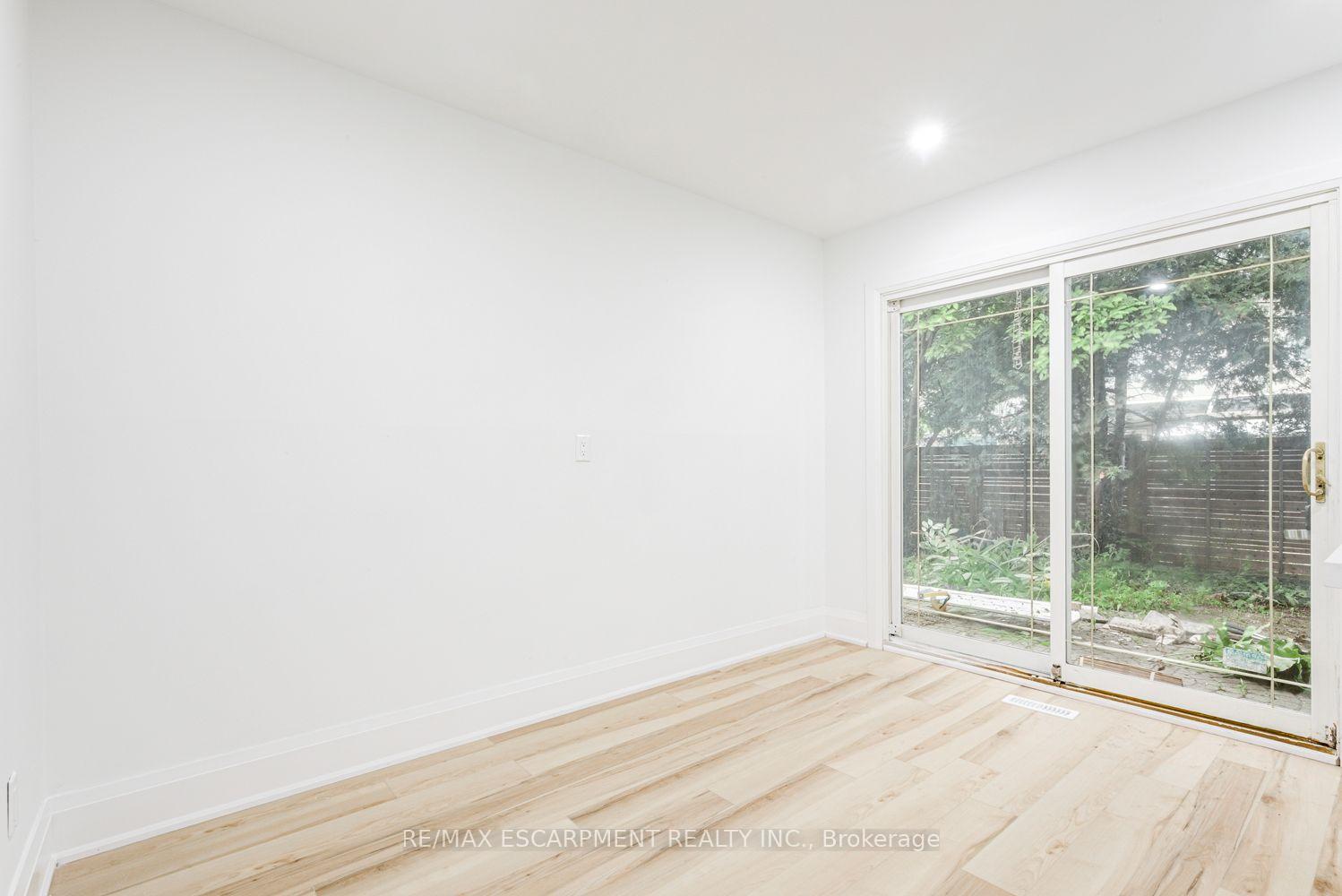 Photo 13 of 2104 Mississauga Road, Mississauga, Sheridan — HOMEH