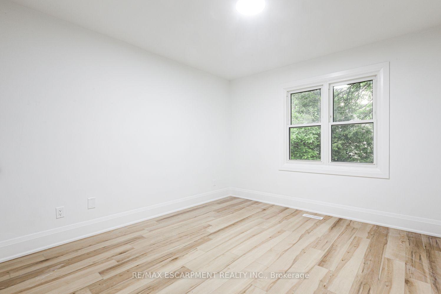 Photo 21 of 2104 Mississauga Road, Mississauga, Sheridan — HOMEH