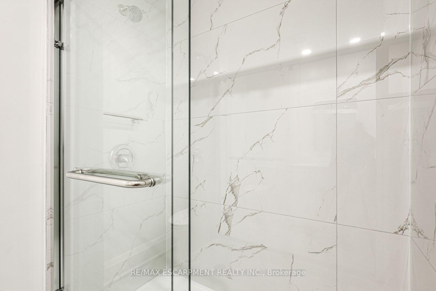 Photo 33 of 2104 Mississauga Road, Mississauga, Sheridan — HOMEH
