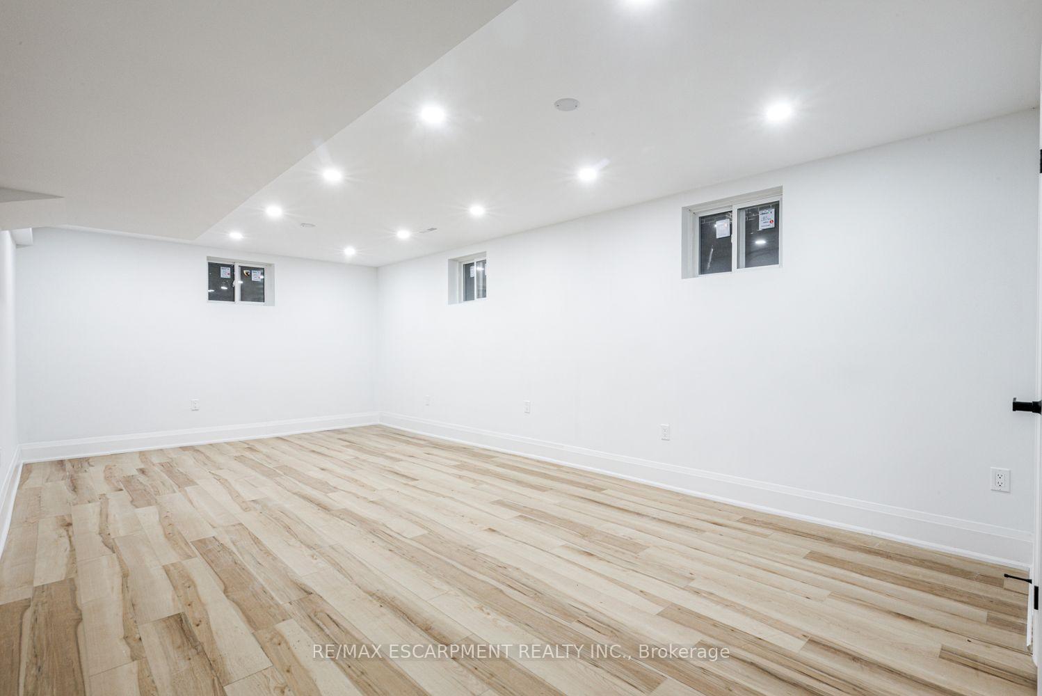 Photo 34 of 2104 Mississauga Road, Mississauga, Sheridan — HOMEH