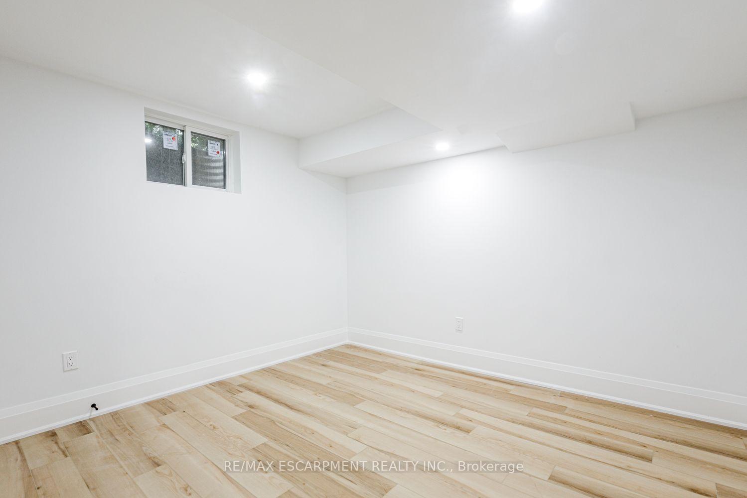 Photo 39 of 2104 Mississauga Road, Mississauga, Sheridan — HOMEH