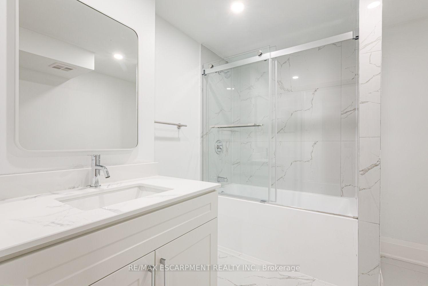 Photo 40 of 2104 Mississauga Road, Mississauga, Sheridan — HOMEH