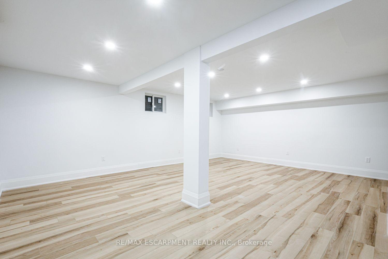 Photo 41 of 2104 Mississauga Road, Mississauga, Sheridan — HOMEH