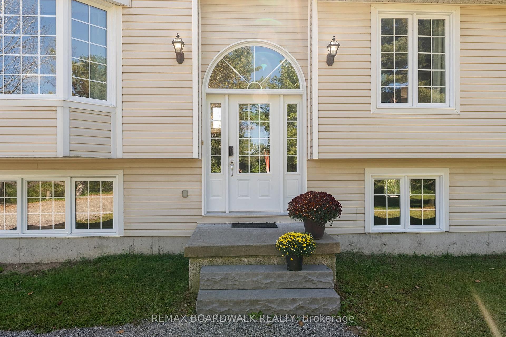Photo 4 of 2711 Glen Smail Road, Edwardsburgh/Cardinal, Edwardsburgh/Cardinal Twp — HOMEH