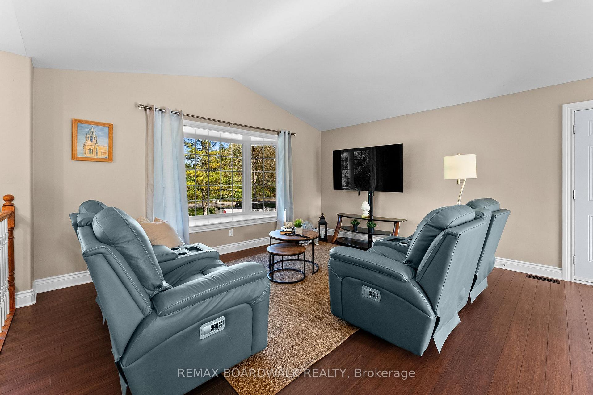Photo 8 of 2711 Glen Smail Road, Edwardsburgh/Cardinal, Edwardsburgh/Cardinal Twp — HOMEH