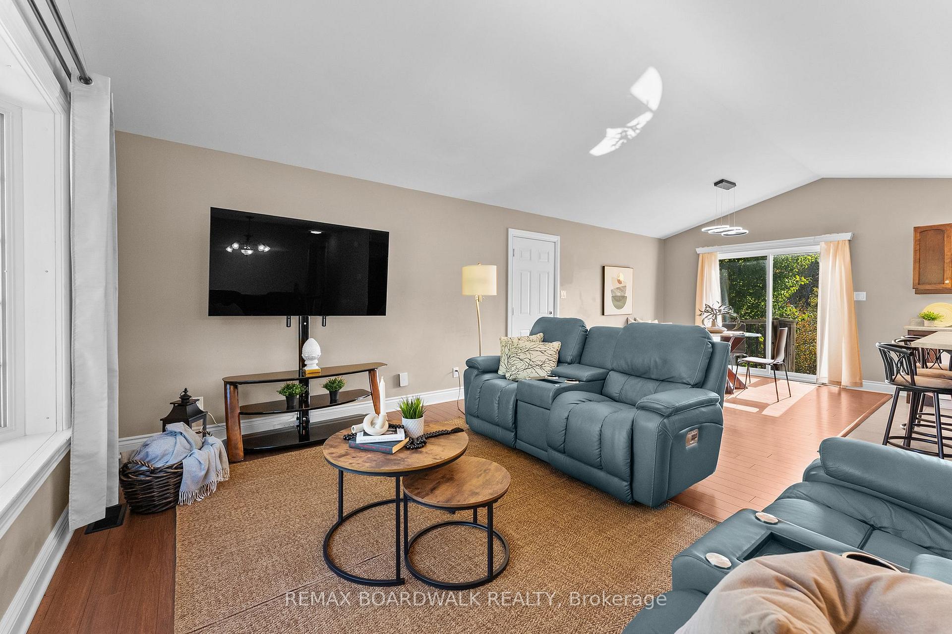 Photo 10 of 2711 Glen Smail Road, Edwardsburgh/Cardinal, Edwardsburgh/Cardinal Twp — HOMEH