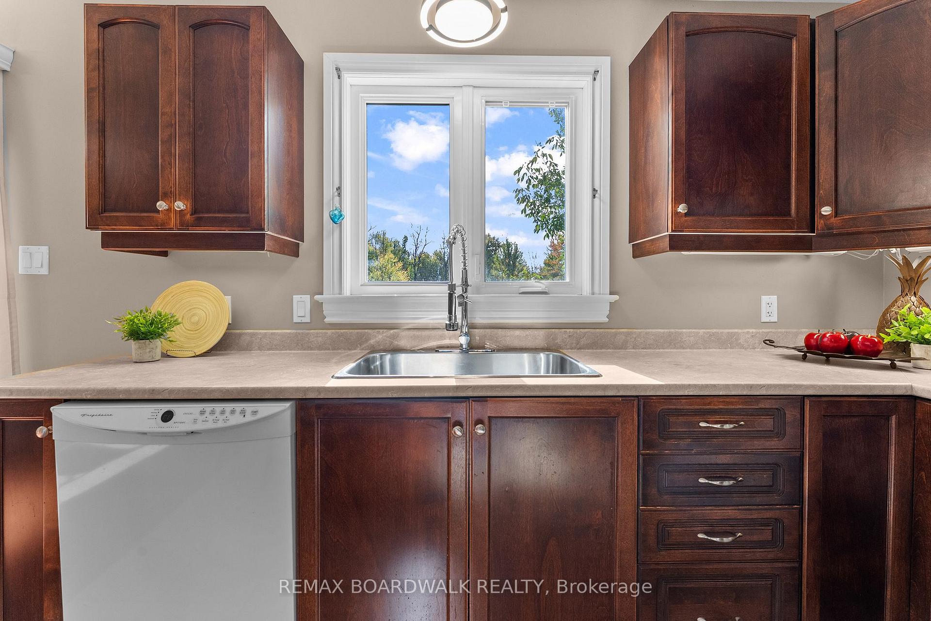 Photo 23 of 2711 Glen Smail Road, Edwardsburgh/Cardinal, Edwardsburgh/Cardinal Twp — HOMEH