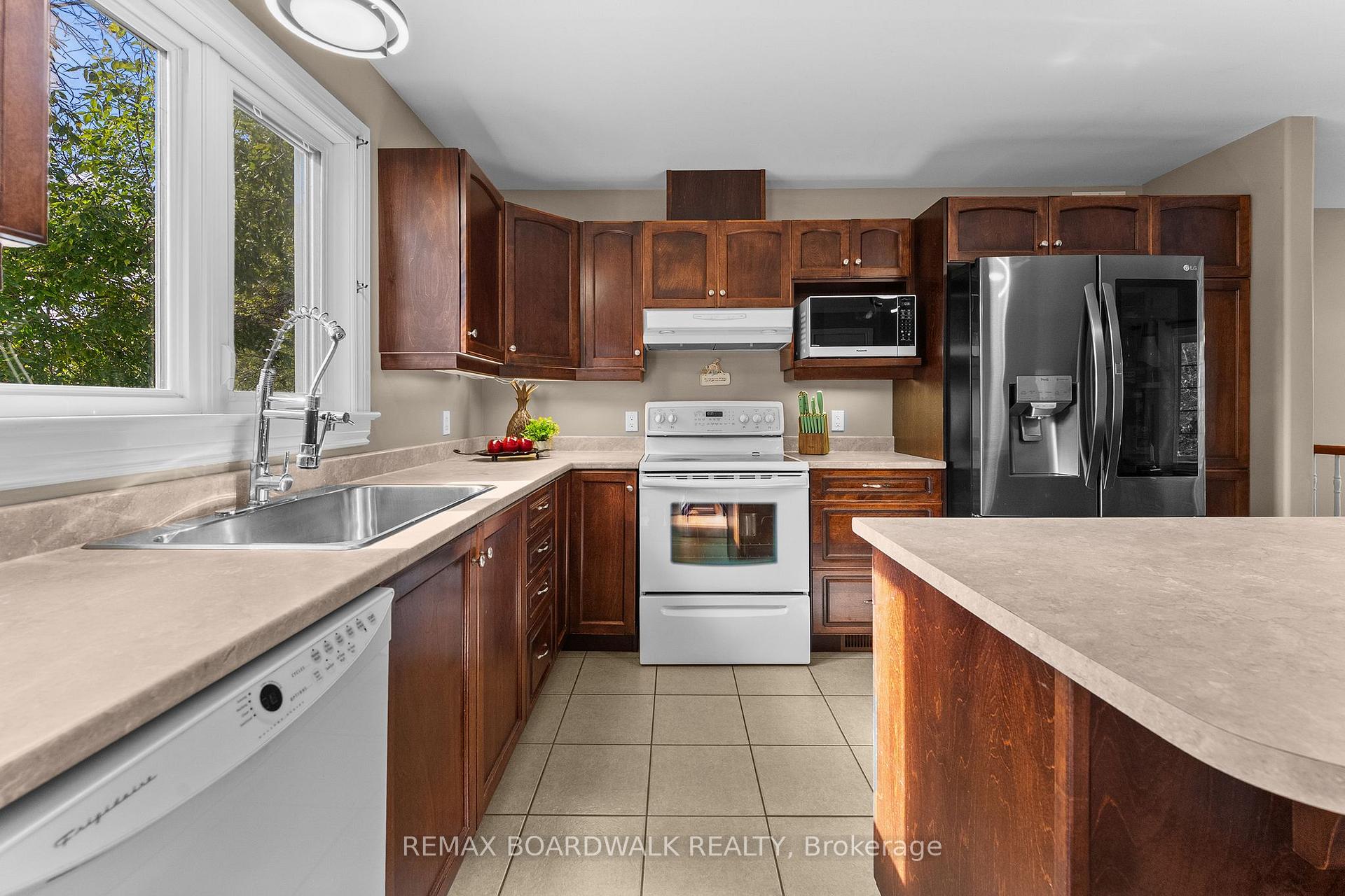 Photo 24 of 2711 Glen Smail Road, Edwardsburgh/Cardinal, Edwardsburgh/Cardinal Twp — HOMEH