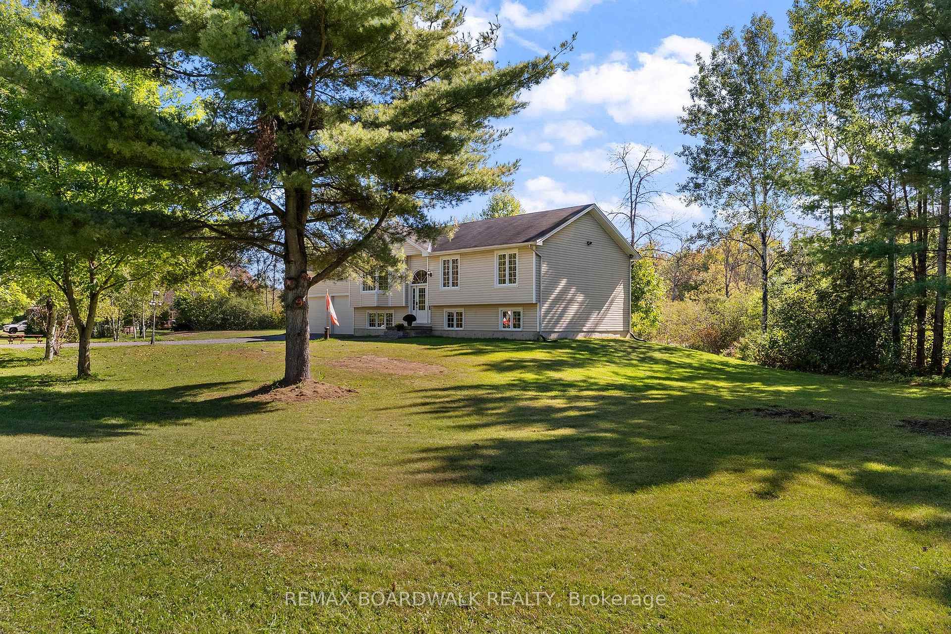 Photo 46 of 2711 Glen Smail Road, Edwardsburgh/Cardinal, Edwardsburgh/Cardinal Twp — HOMEH