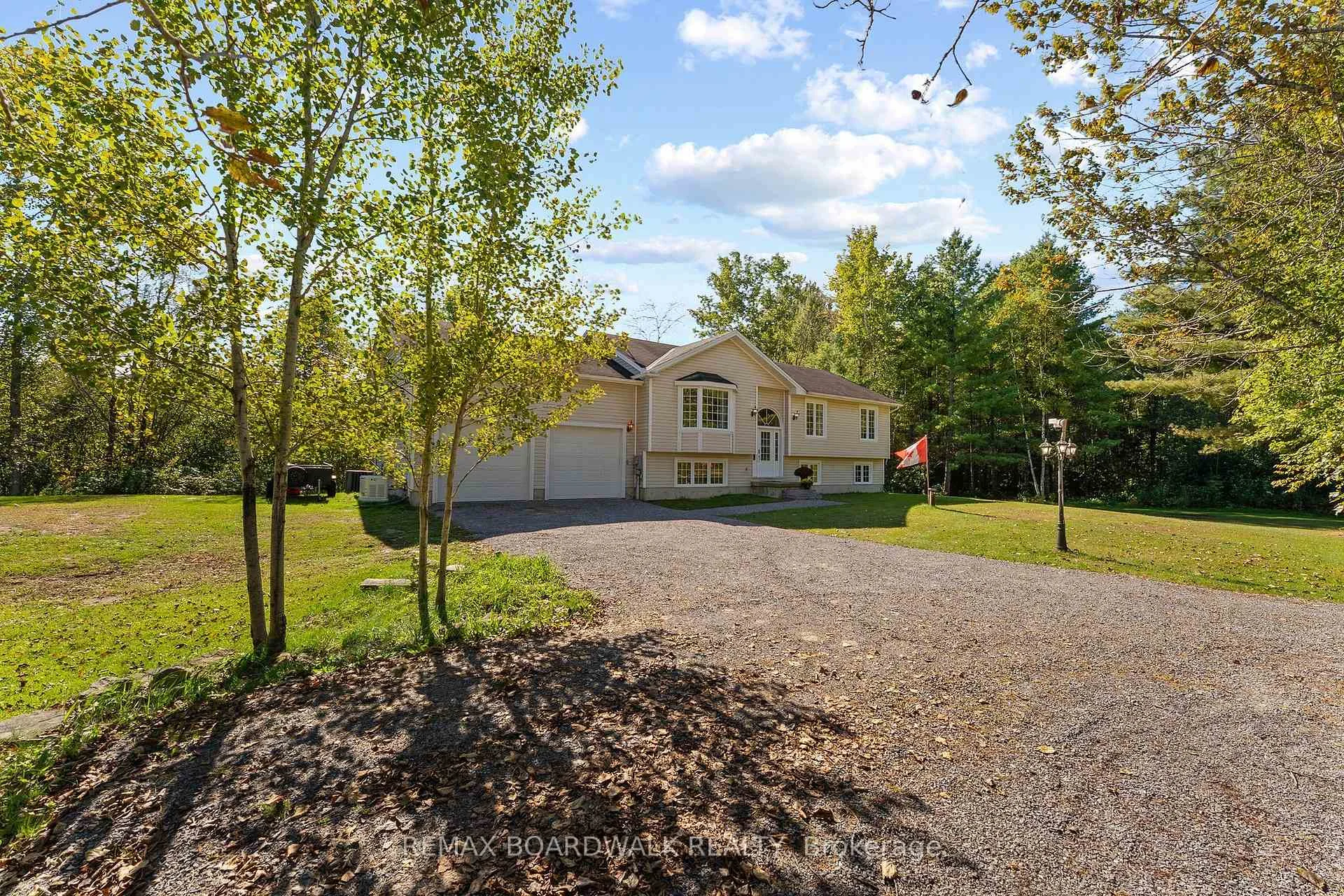 Photo 52 of 2711 Glen Smail Road, Edwardsburgh/Cardinal, Edwardsburgh/Cardinal Twp — HOMEH