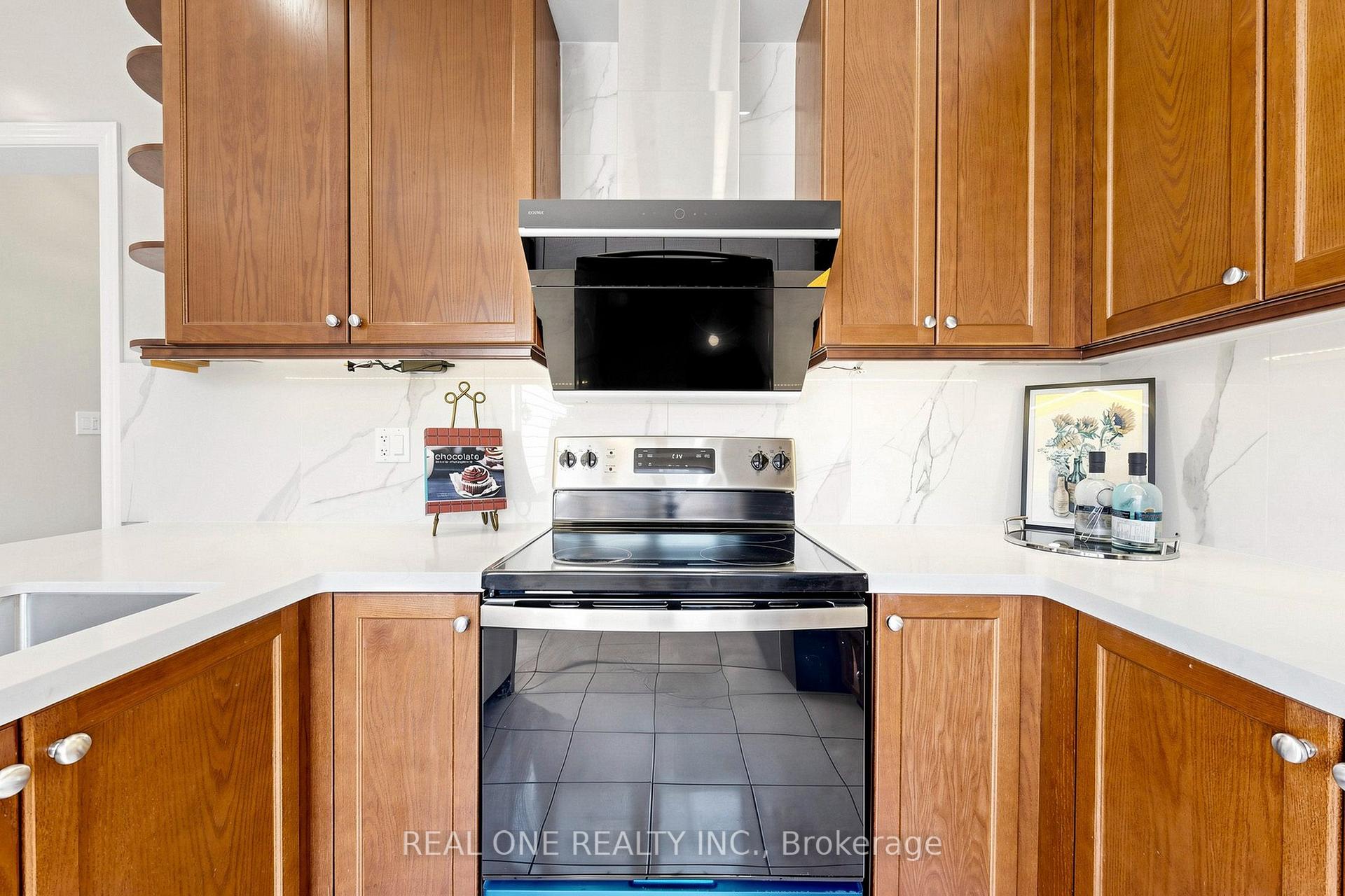 Photo 12 of 262 Cornell Centre Boulevard, Markham, Cornell — HOMEH