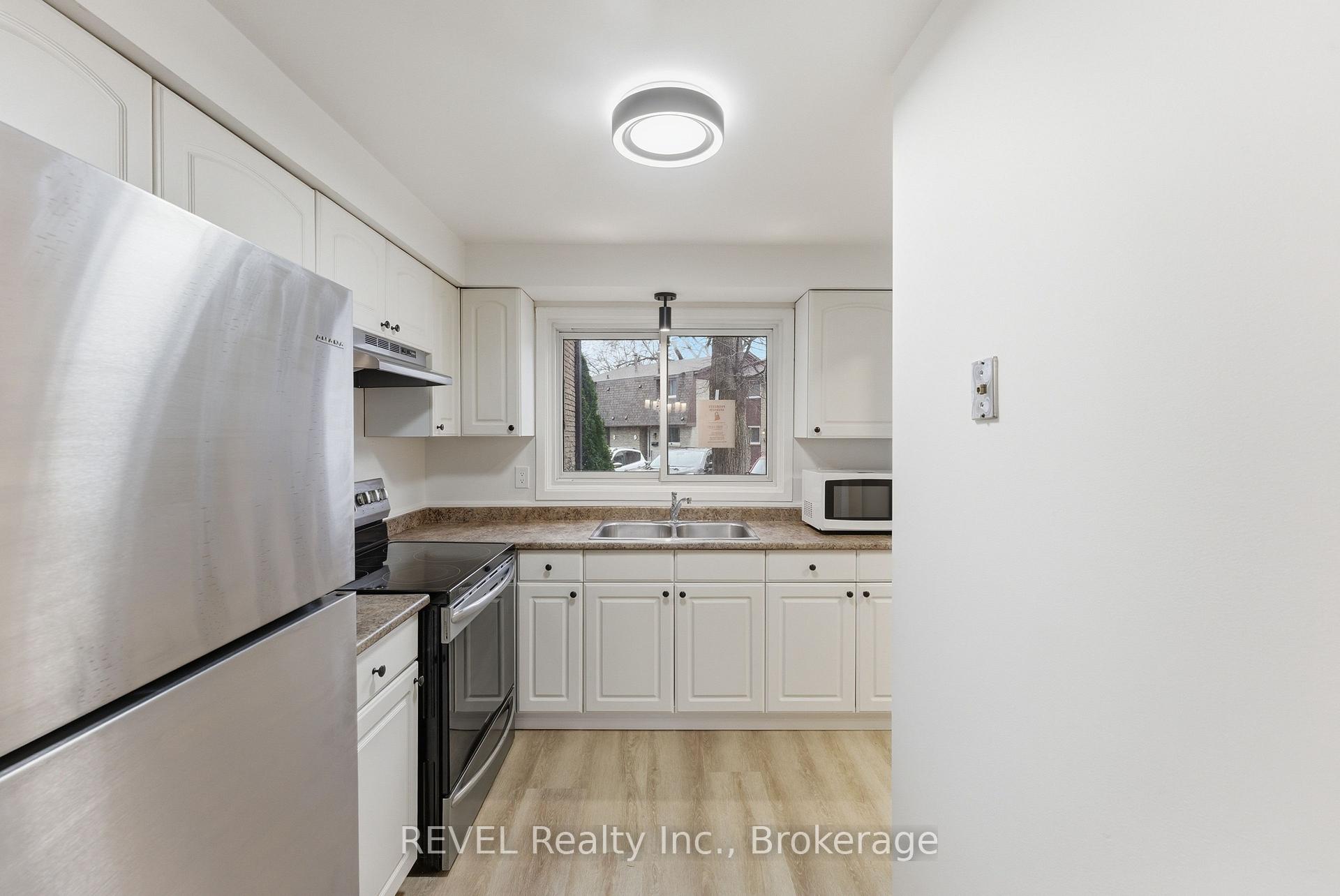 Photo 8 of Unit 15, 151 Linwell Road, St. Catharines, Lakeport — HOMEH