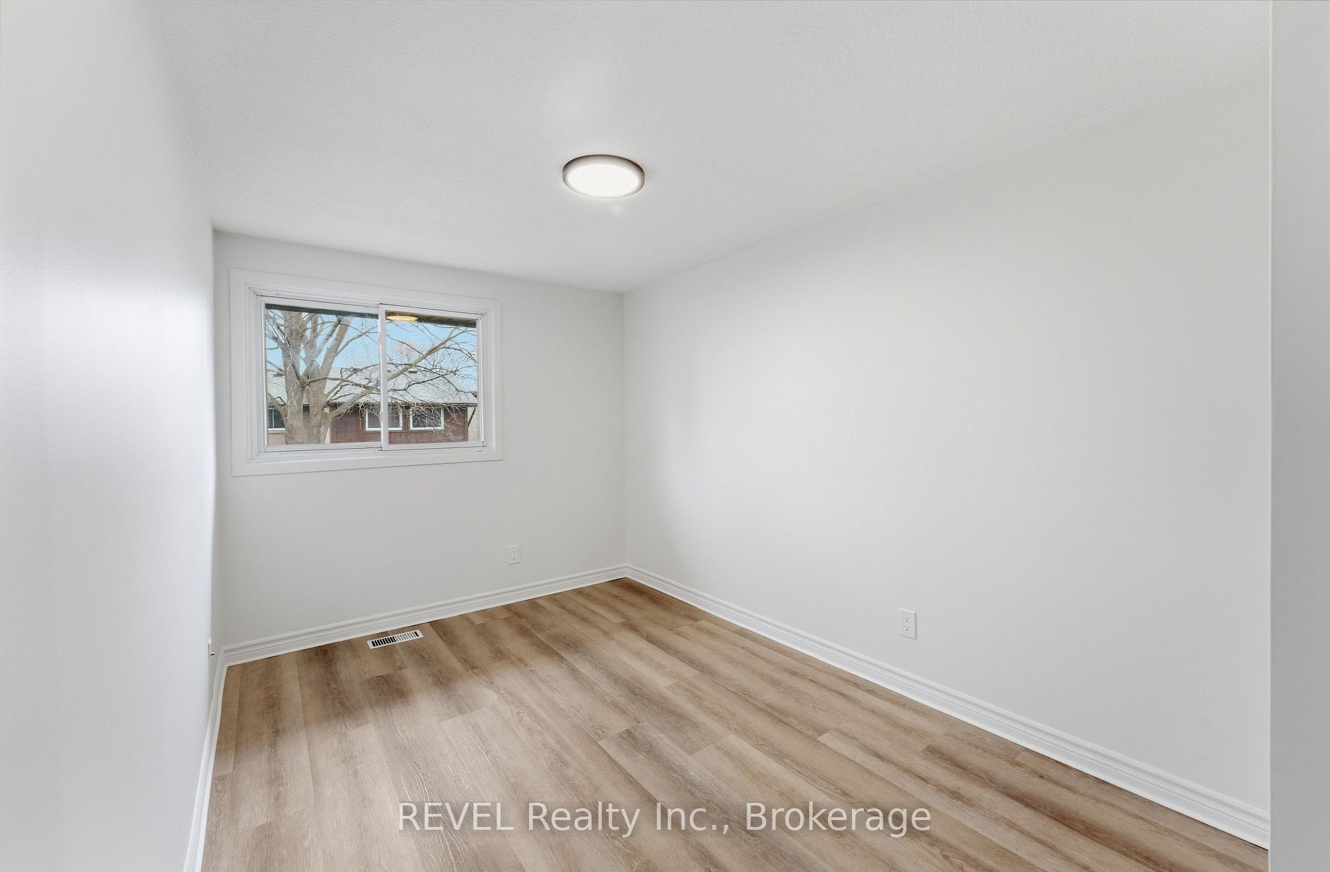 Photo 27 of Unit 15, 151 Linwell Road, St. Catharines, Lakeport — HOMEH