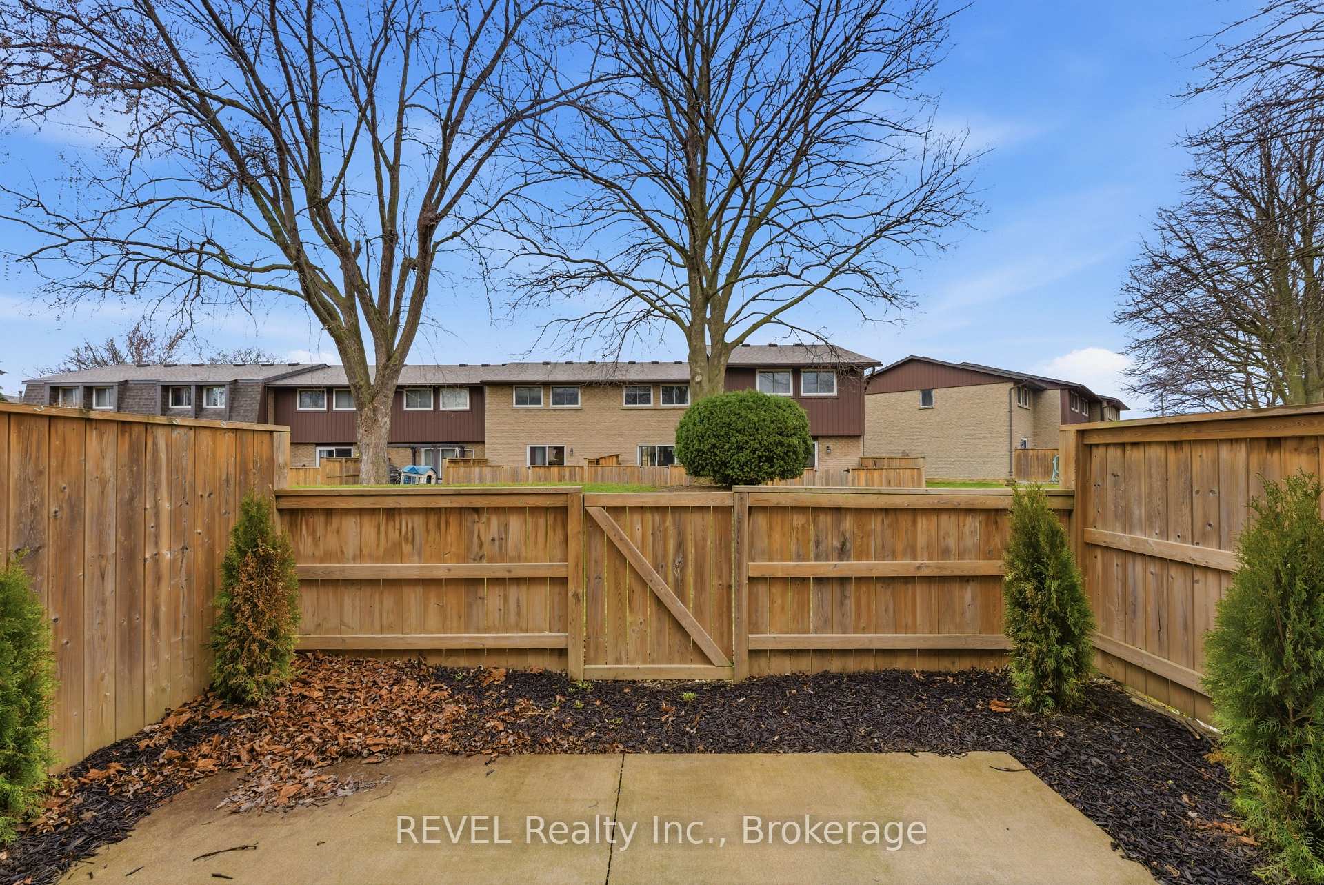 Photo 43 of Unit 15, 151 Linwell Road, St. Catharines, Lakeport — HOMEH