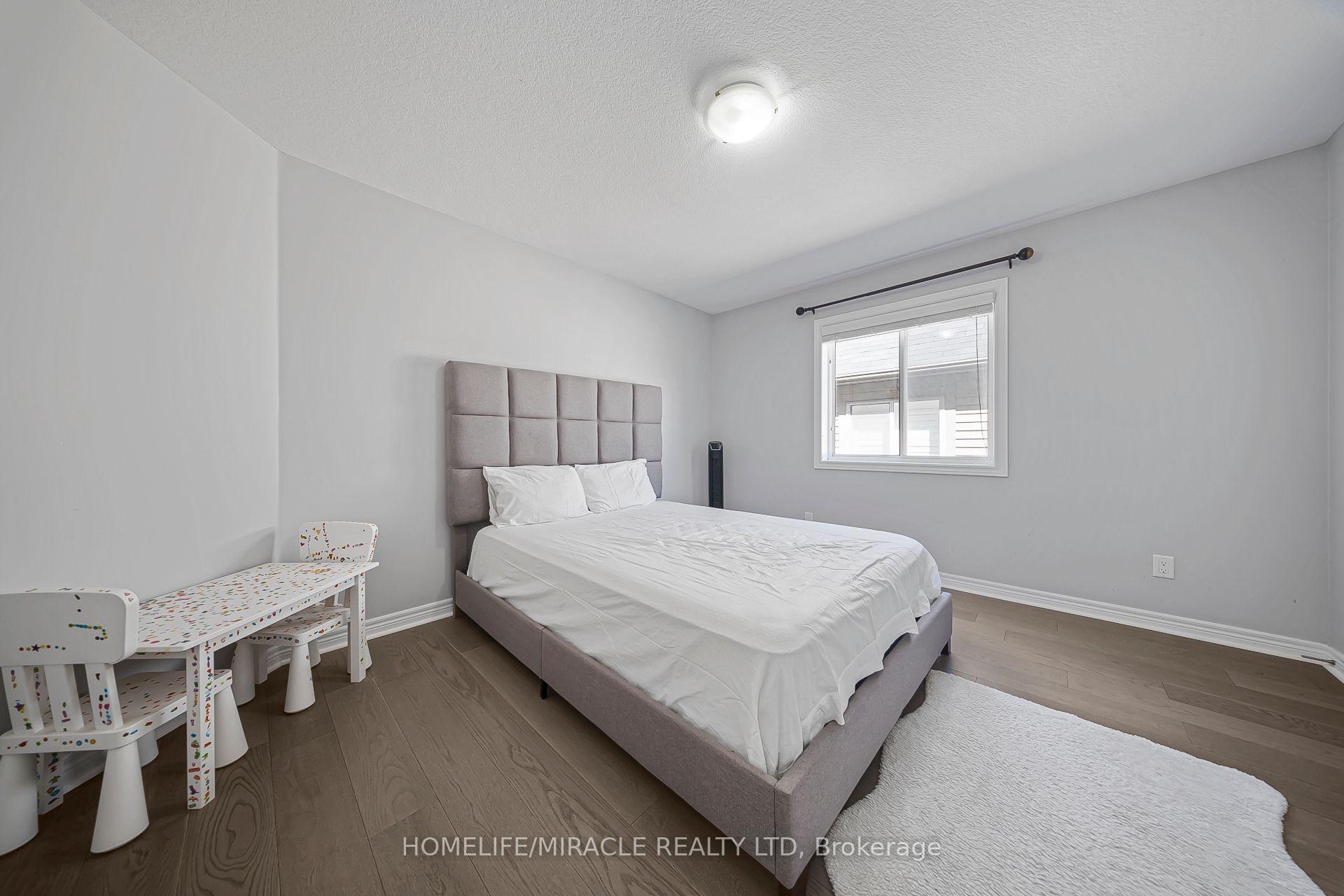 Photo 26 of 795 Robert Ferrie Drive, Kitchener, Doon South — HOMEH