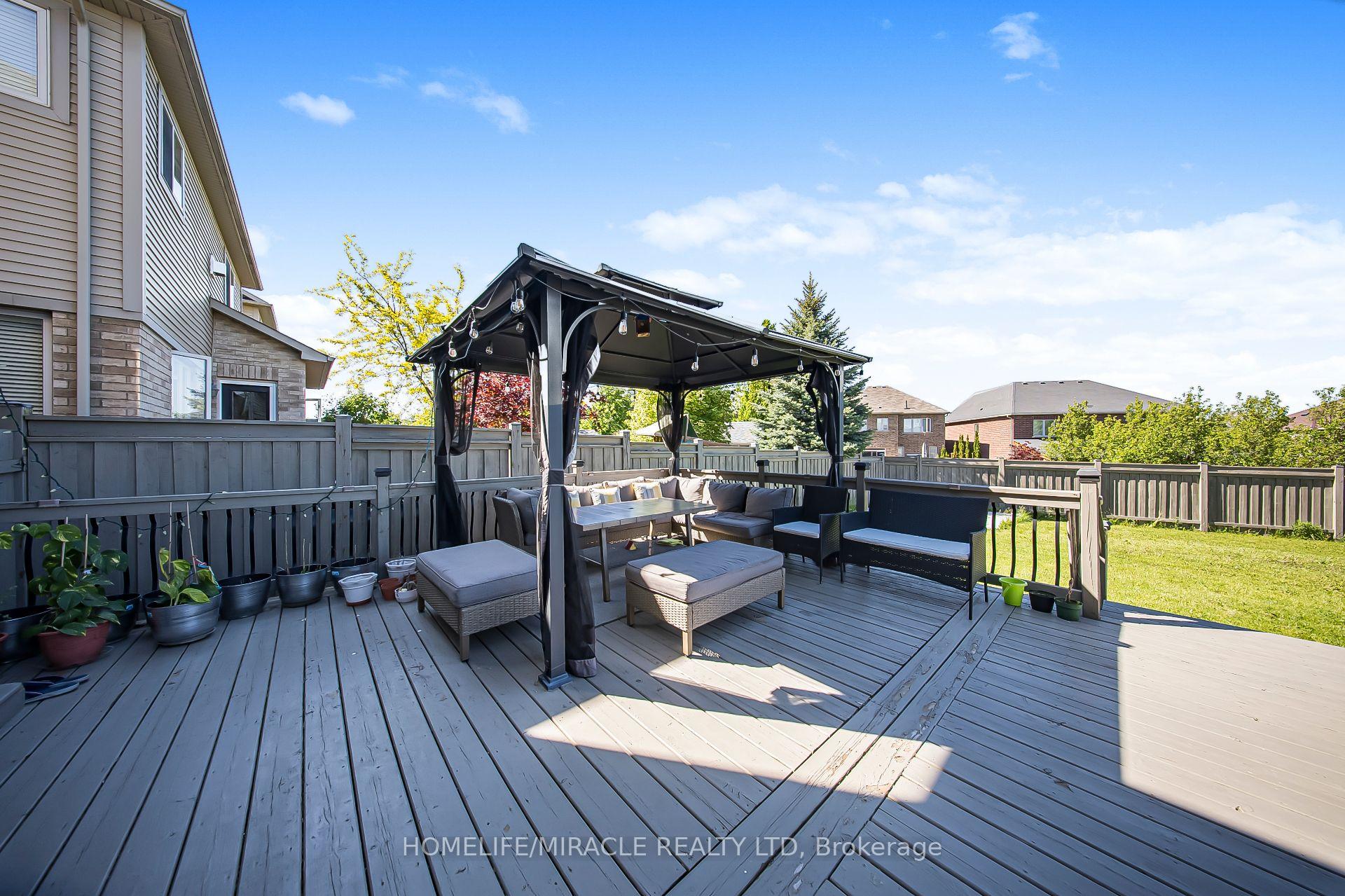 Photo 33 of 795 Robert Ferrie Drive, Kitchener, Doon South — HOMEH