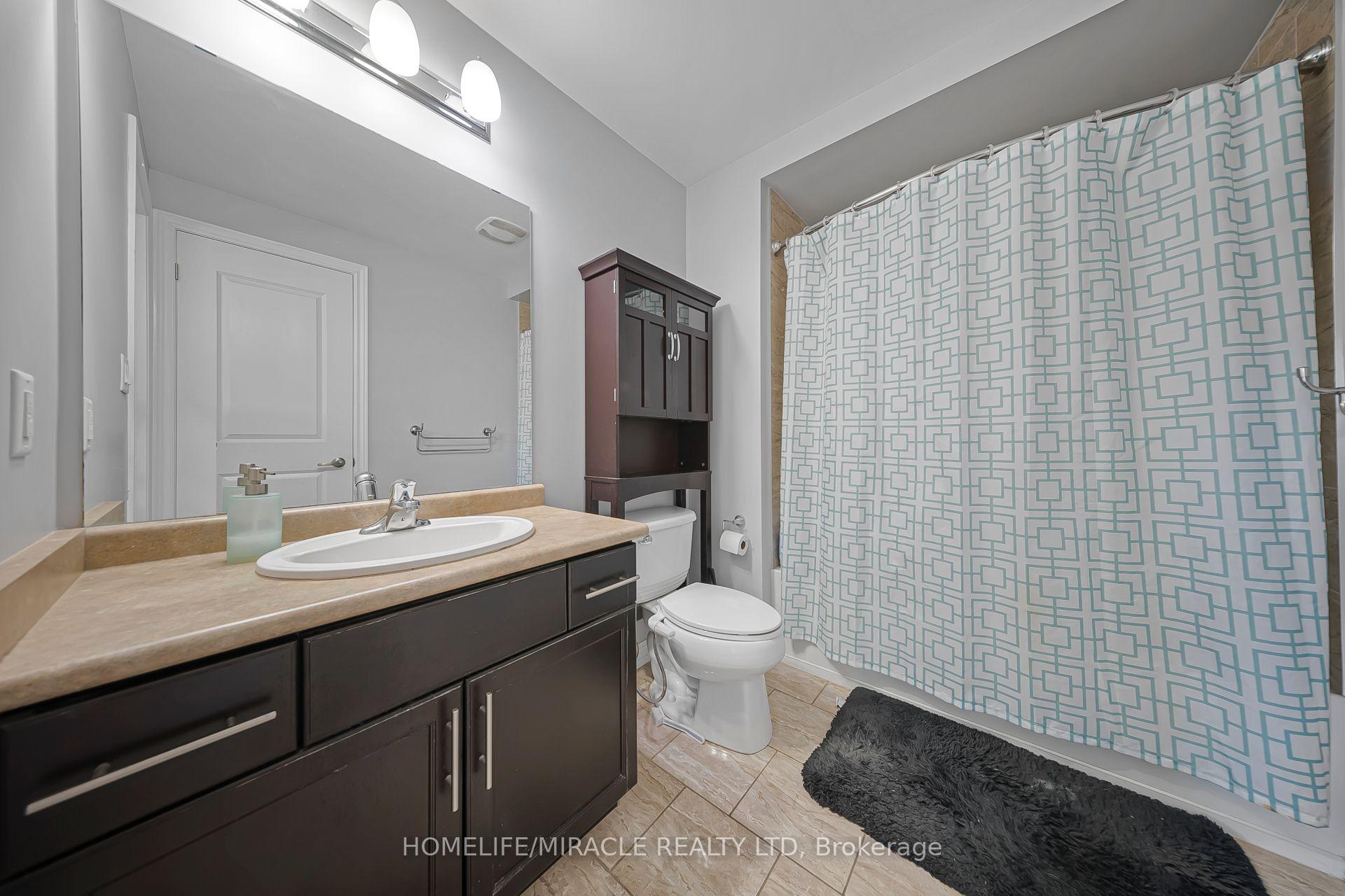 Photo 32 of 795 Robert Ferrie Drive, Kitchener, Doon South — HOMEH