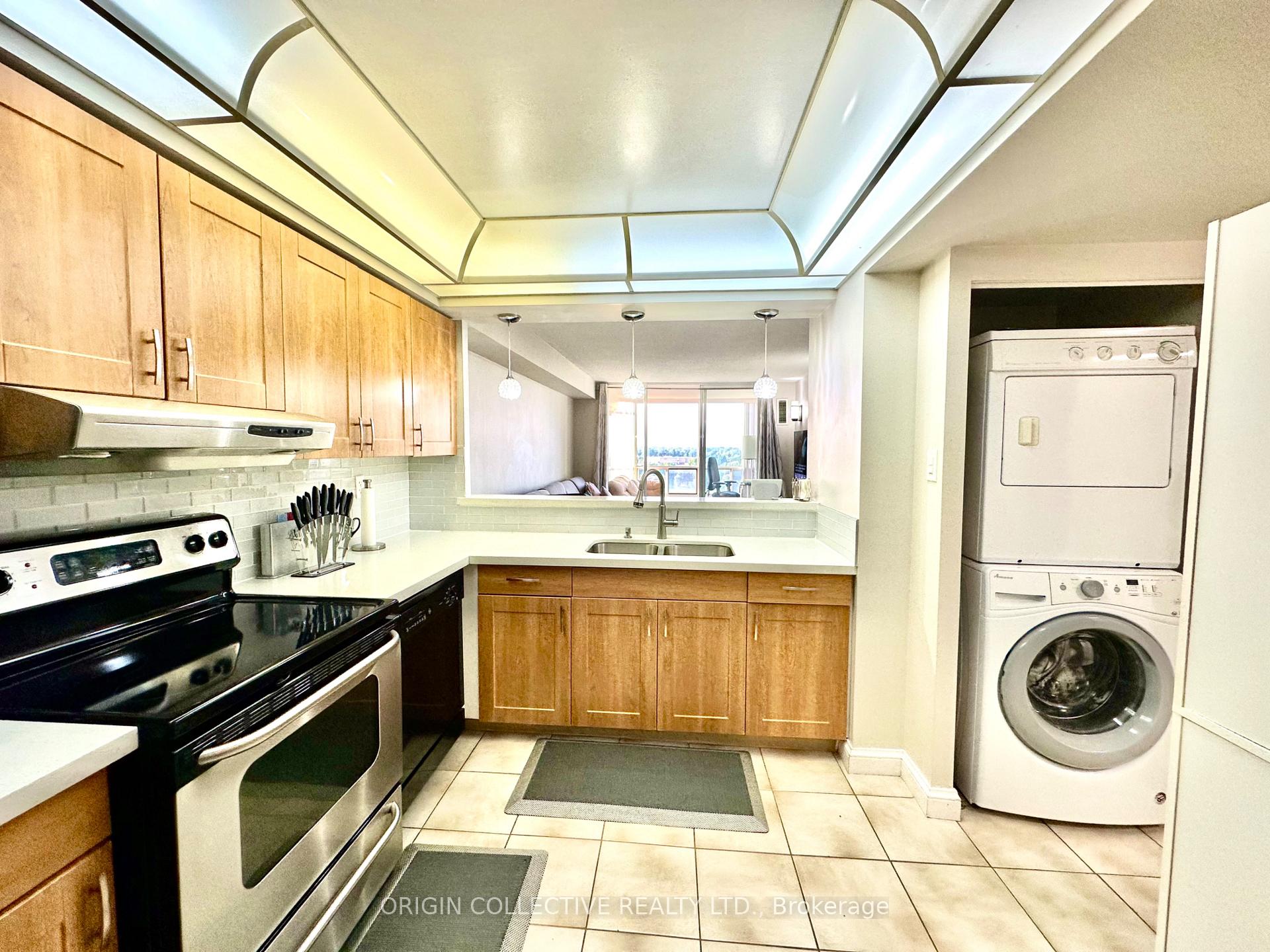 Photo 11 of Unit 905, 24 Hanover Road, Brampton, Queen Street Corridor — HOMEH