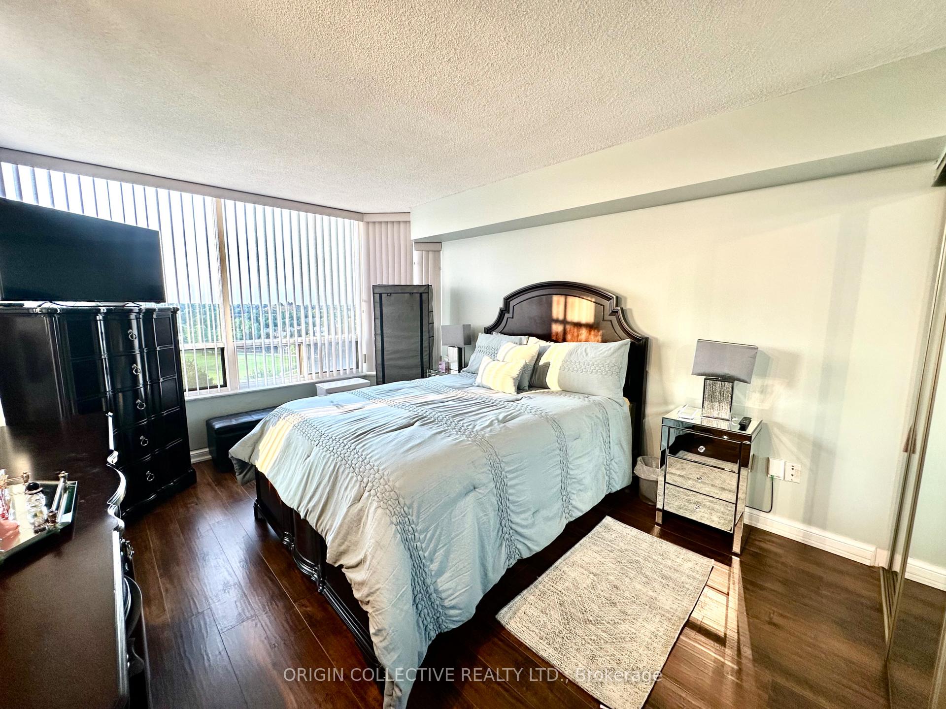 Photo 15 of Unit 905, 24 Hanover Road, Brampton, Queen Street Corridor — HOMEH