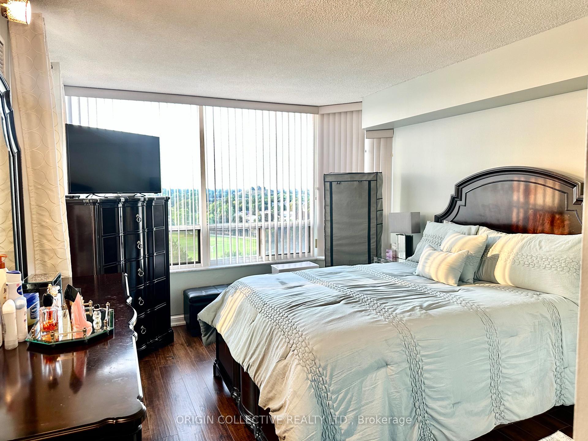 Photo 17 of Unit 905, 24 Hanover Road, Brampton, Queen Street Corridor — HOMEH