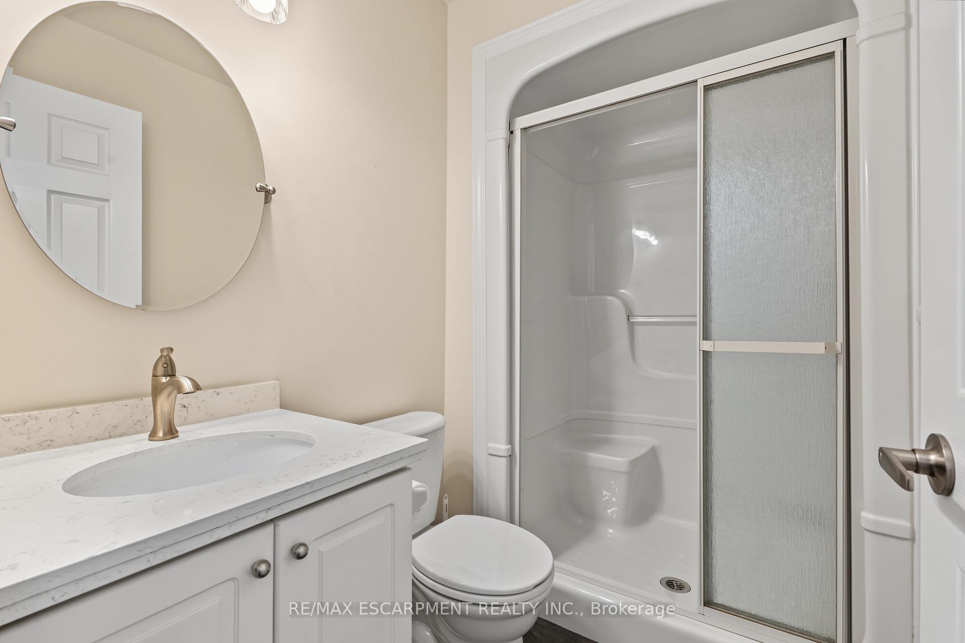 Photo 8 of Unit 4, 173 Wilson Street W, Hamilton, Parkview — HOMEH