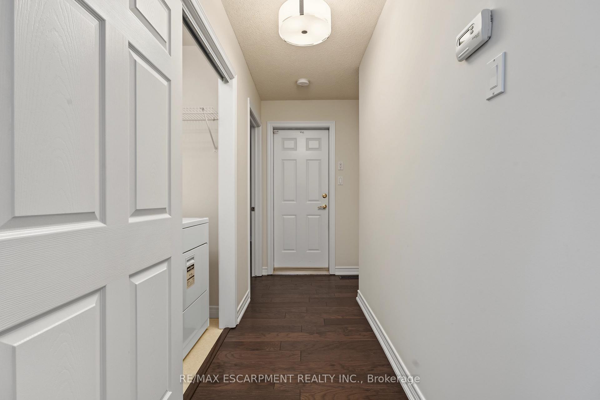 Photo 16 of Unit 4, 173 Wilson Street W, Hamilton, Parkview — HOMEH