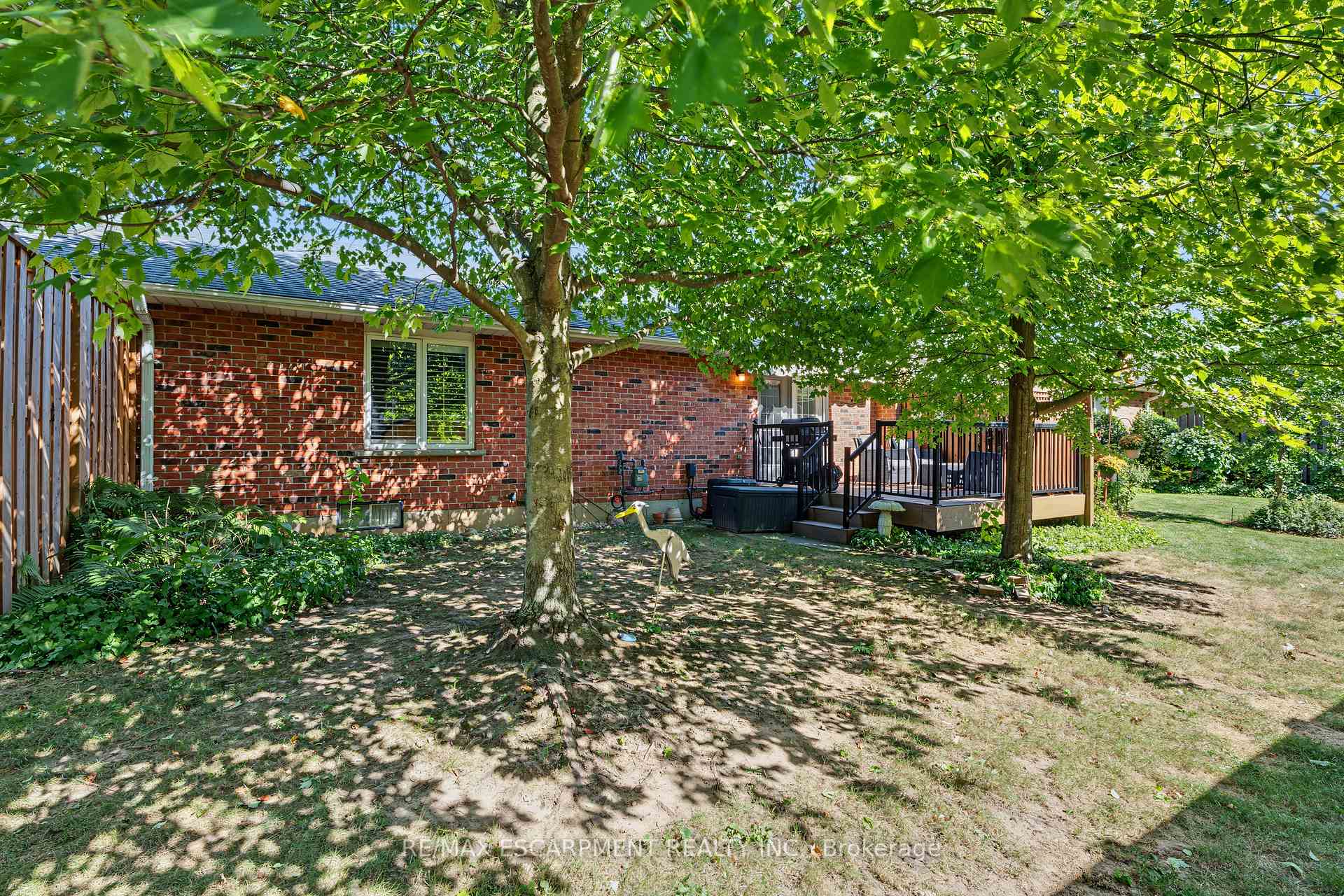 Photo 33 of Unit 4, 173 Wilson Street W, Hamilton, Parkview — HOMEH