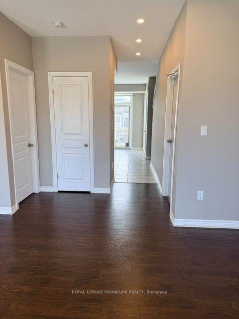 Photo 11 of Unit 41, 4167 Palermo Common, Burlington, Shoreacres — HOMEH