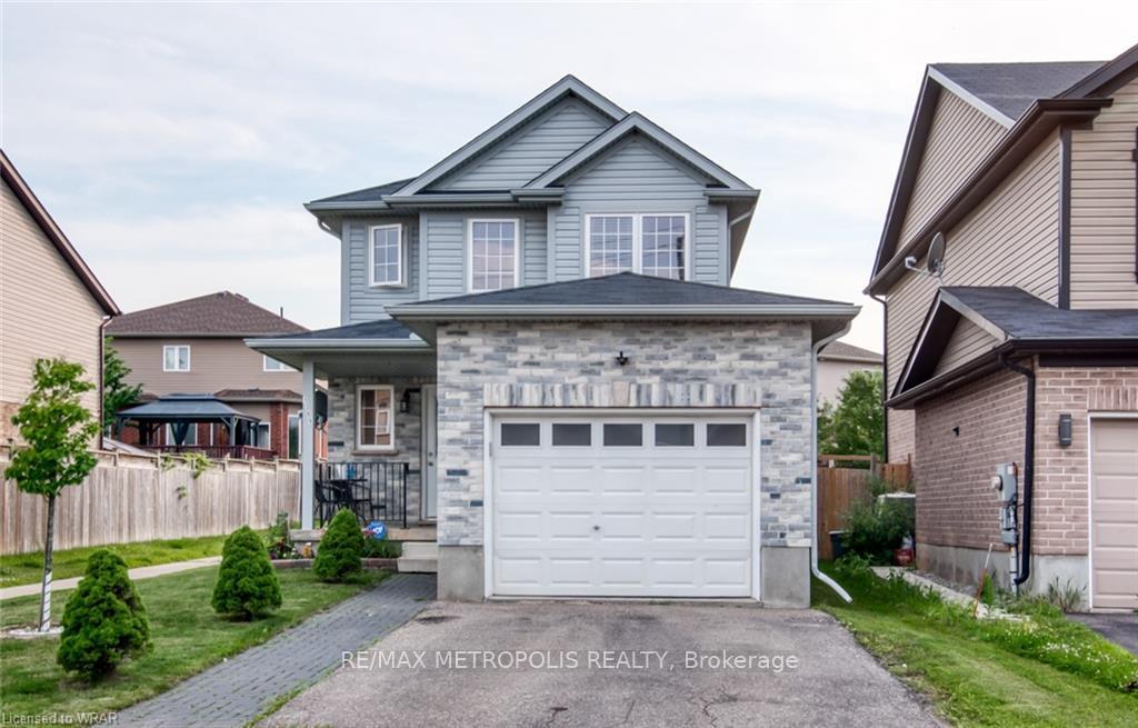 Photo 2 of Unit Upper, 1369 Old Zeller Drive, Kitchener, Grand River South — HOMEH