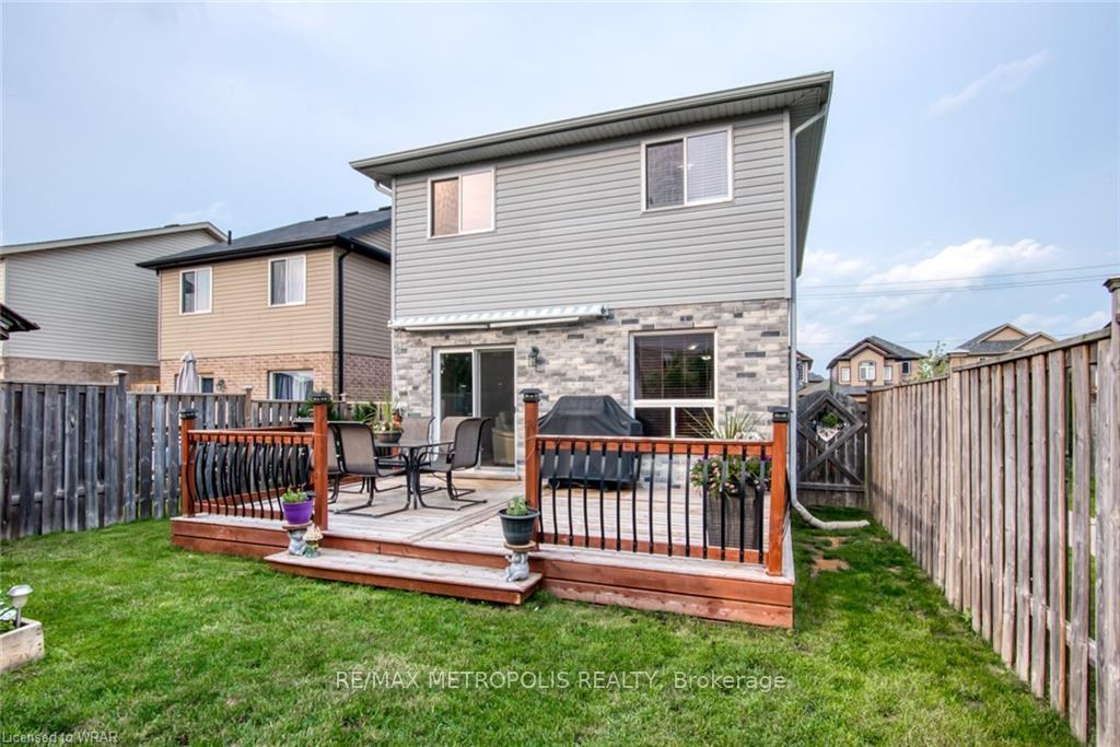 Photo 4 of Unit Upper, 1369 Old Zeller Drive, Kitchener, Grand River South — HOMEH