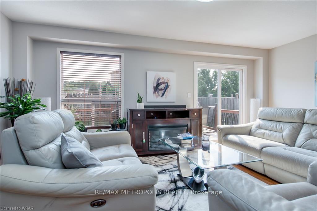 Photo 7 of Unit Upper, 1369 Old Zeller Drive, Kitchener, Grand River South — HOMEH
