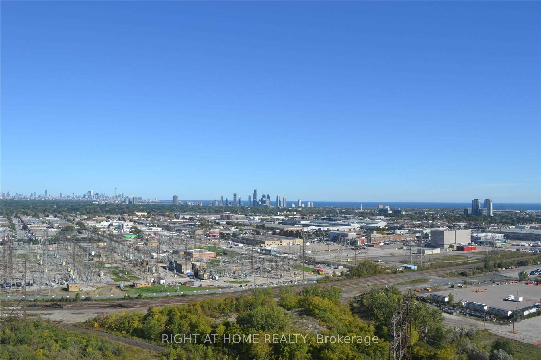 Photo 12 of Unit 2009, 20 Thomas Riley Road, Etobicoke, Islington-City Centre West — HOMEH