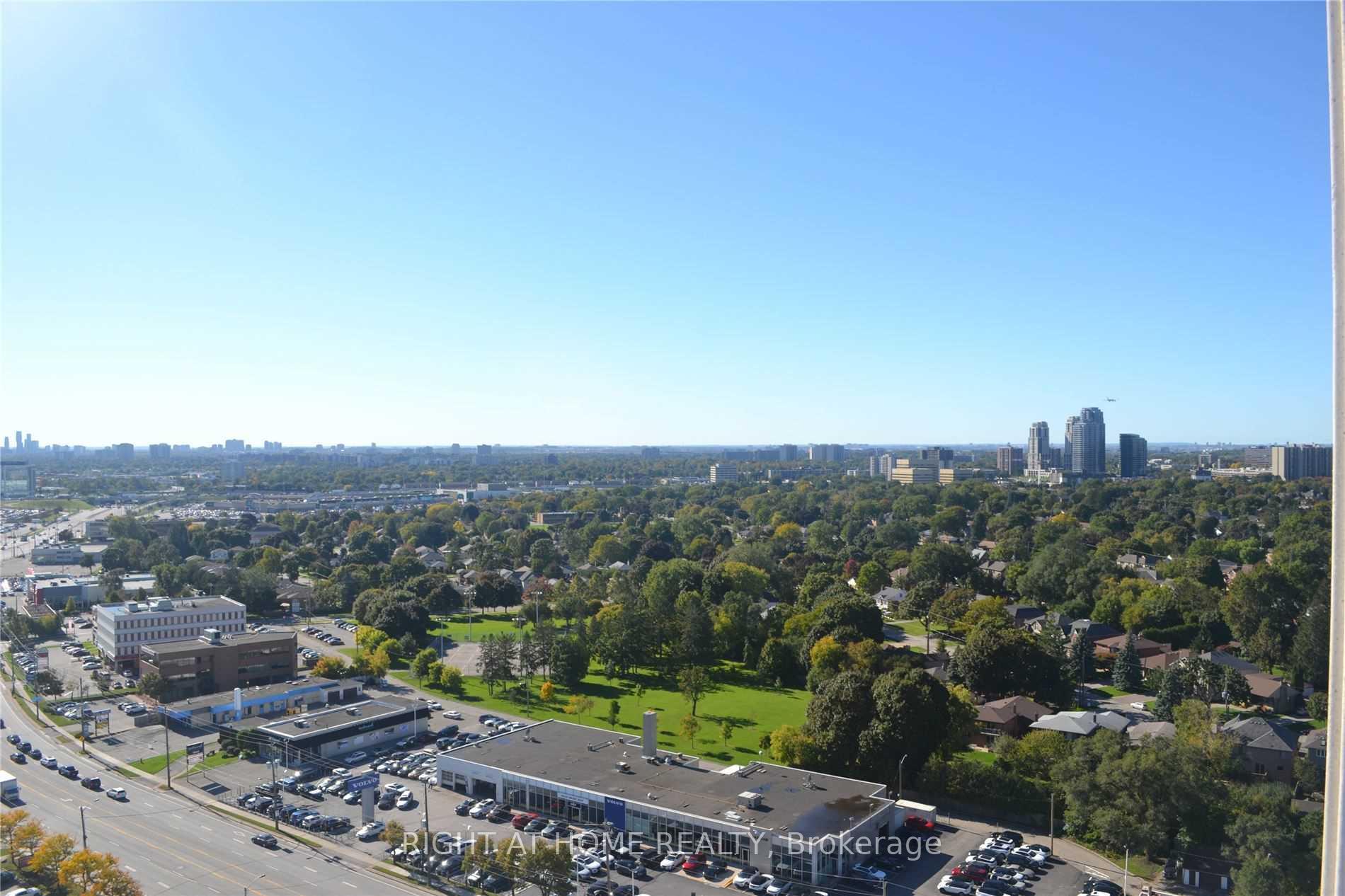 Photo 15 of Unit 2009, 20 Thomas Riley Road, Etobicoke, Islington-City Centre West — HOMEH