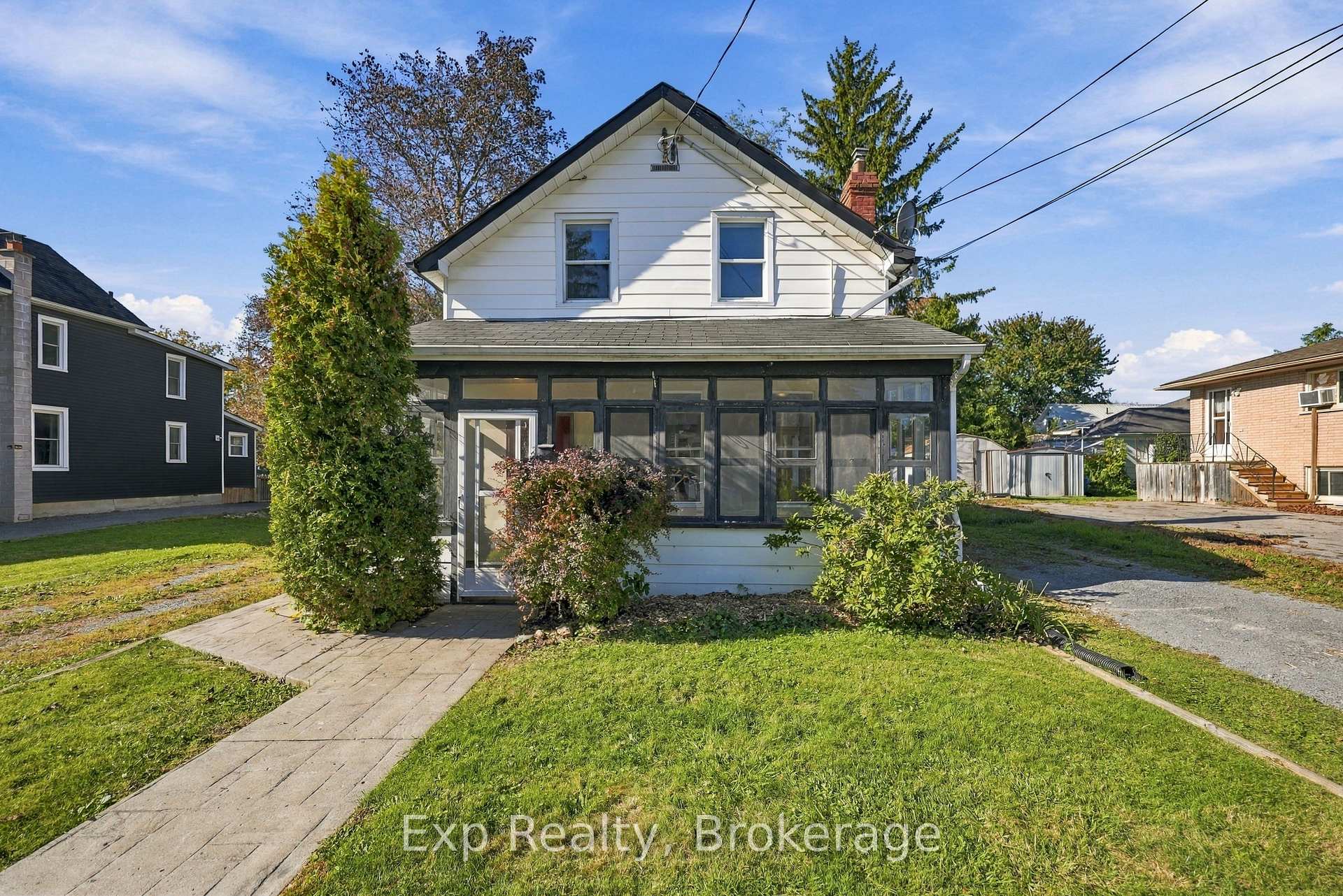 Photo 2 of 204 Robert Street, Greater Napanee, Greater Napanee — HOMEH