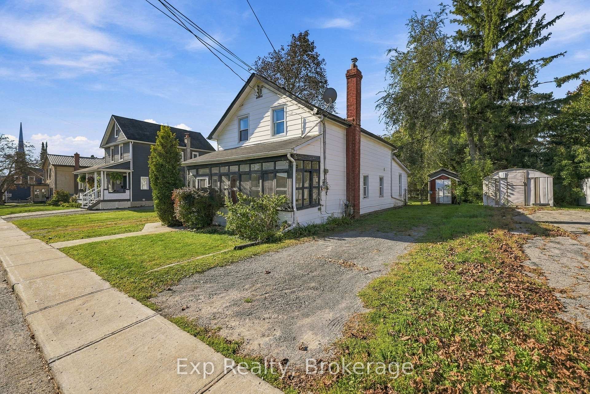 Photo 4 of 204 Robert Street, Greater Napanee, Greater Napanee — HOMEH