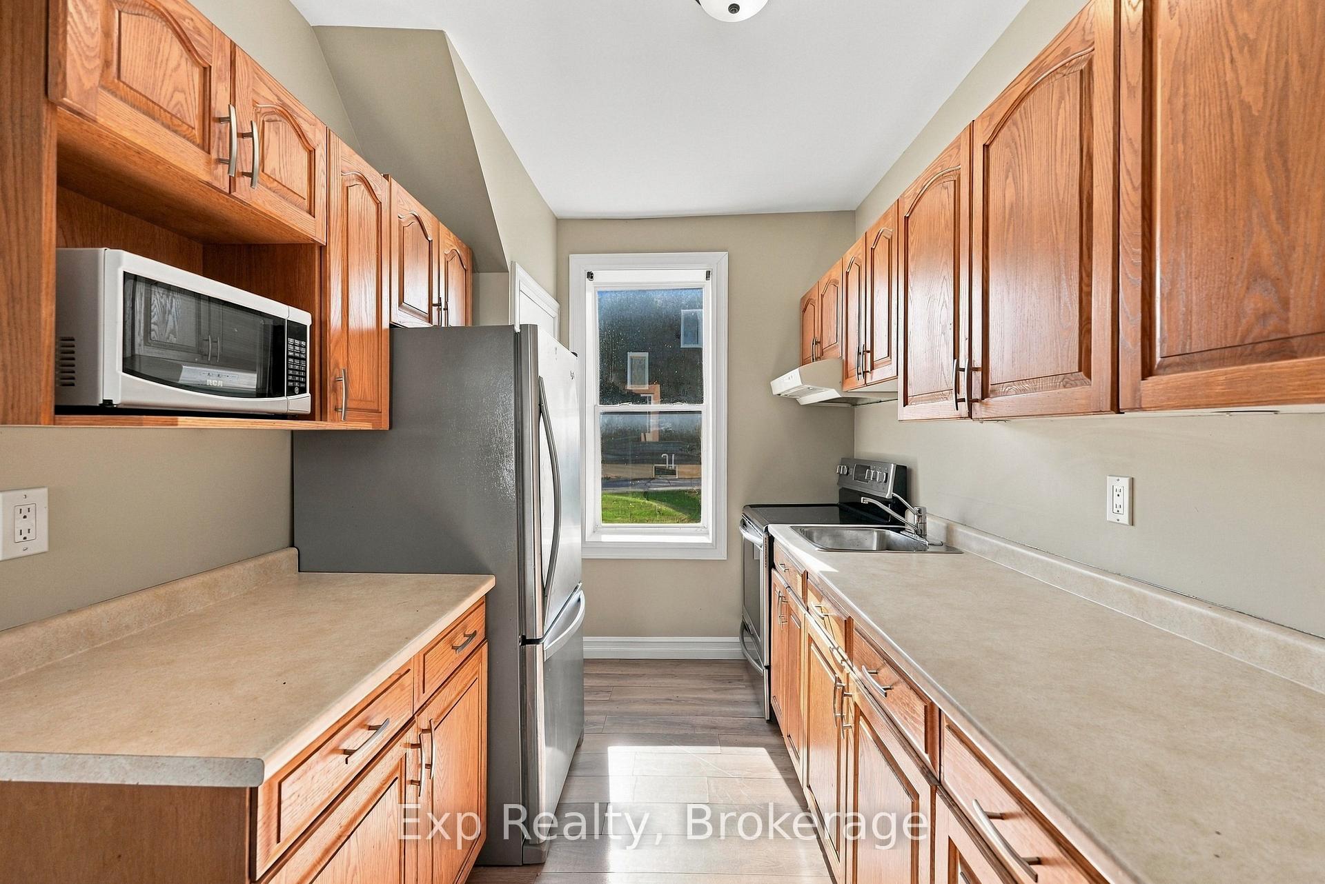Photo 14 of 204 Robert Street, Greater Napanee, Greater Napanee — HOMEH