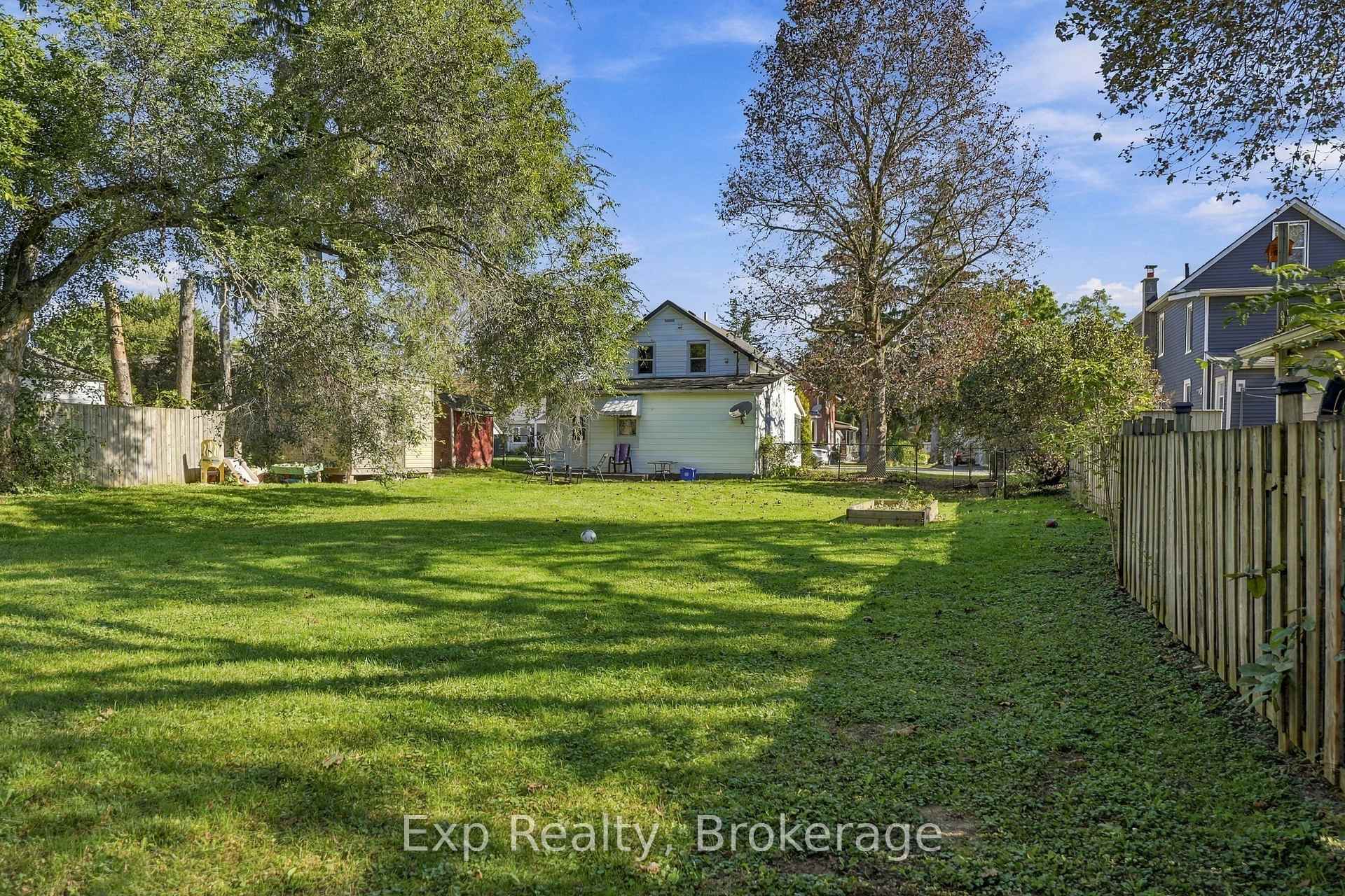 Photo 43 of 204 Robert Street, Greater Napanee, Greater Napanee — HOMEH