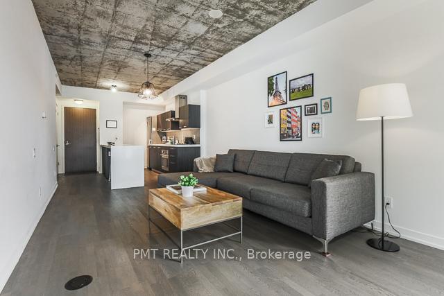 Photo 3 of Unit 526, 560 King Street W, Toronto, Waterfront Communities — HOMEH