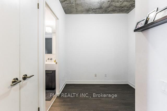 Photo 12 of Unit 526, 560 King Street W, Toronto, Waterfront Communities — HOMEH
