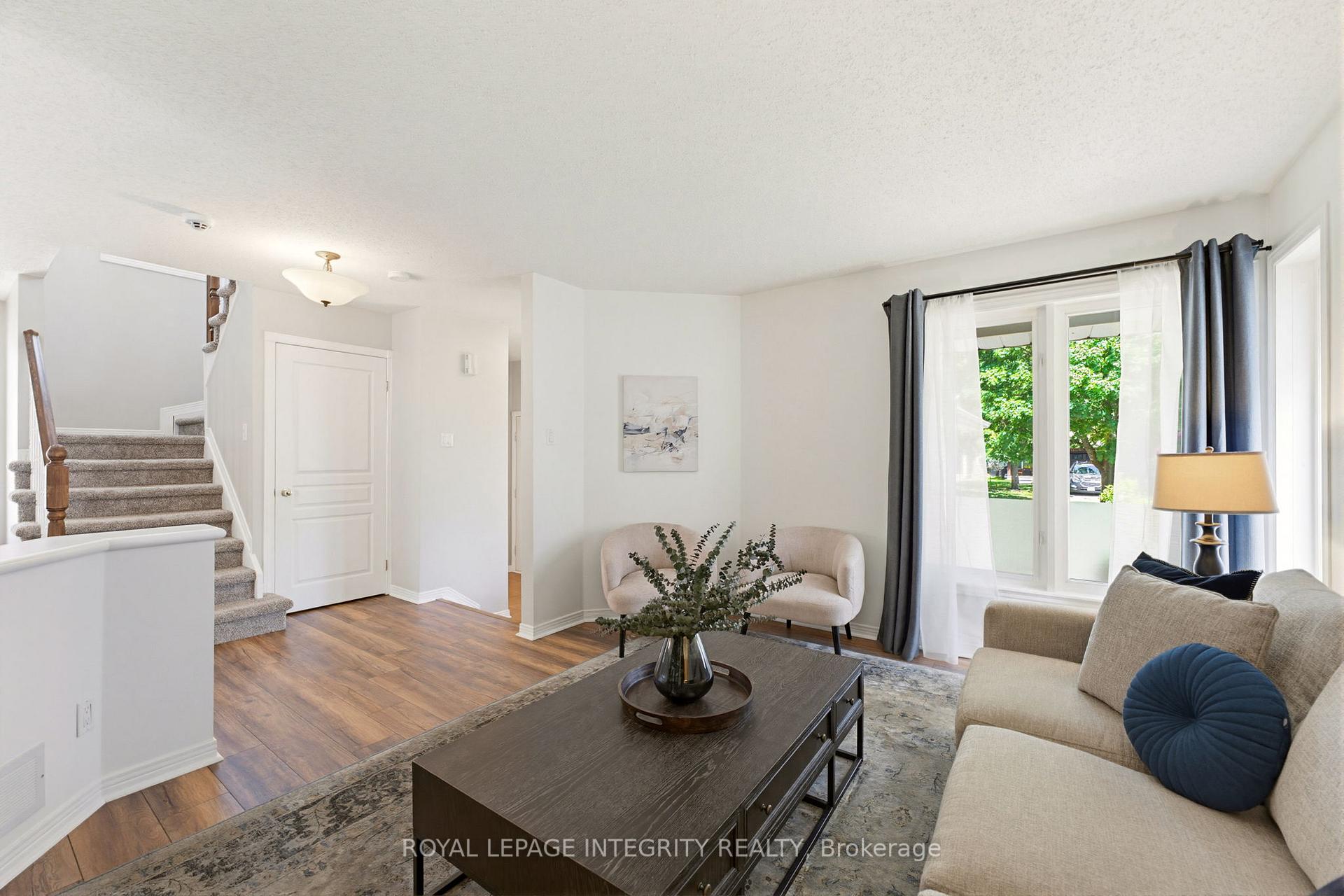 Photo 8 of 116 Springcreek Crescent, Ottawa, Kanata - Bridlewood — HOMEH