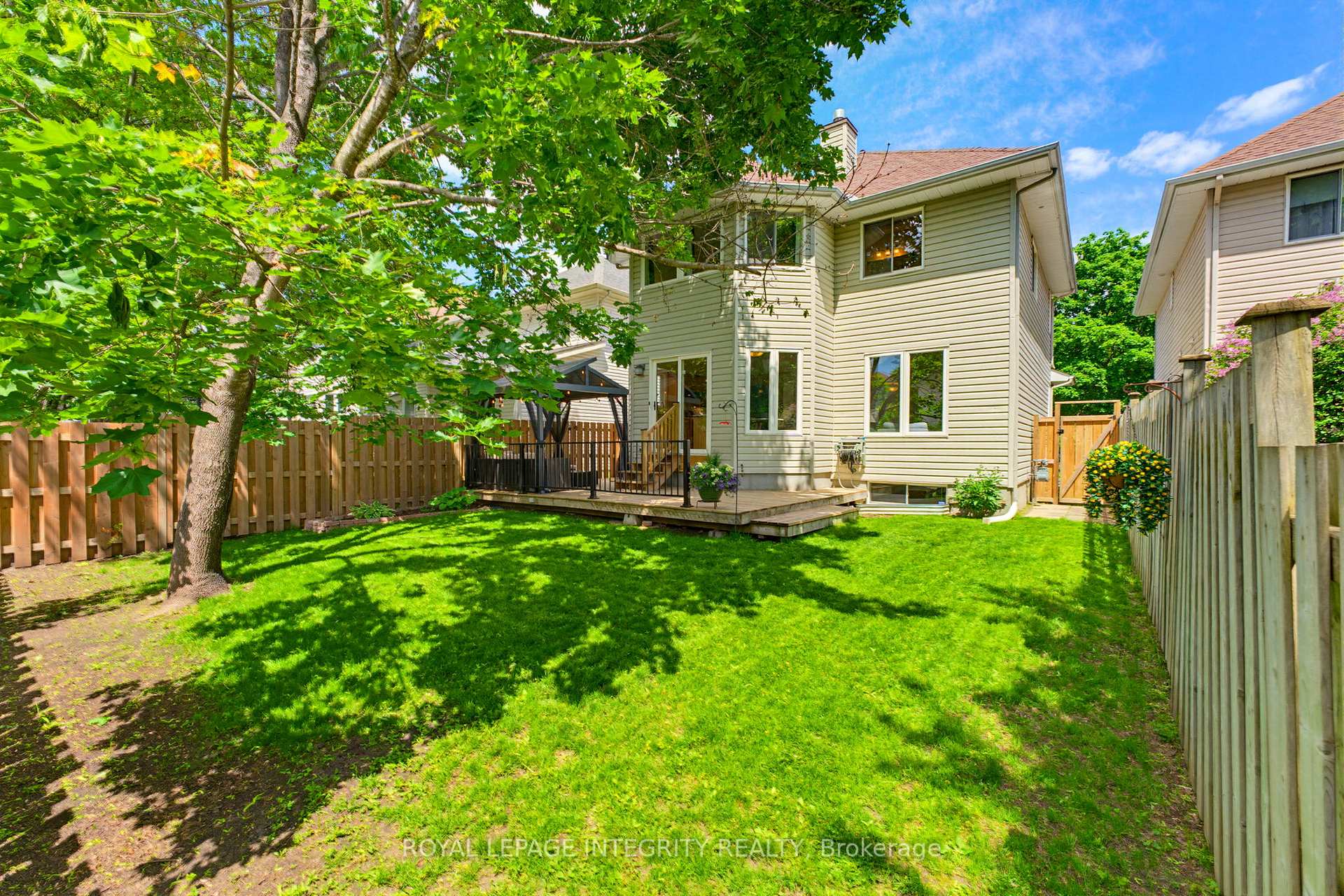 Photo 33 of 116 Springcreek Crescent, Ottawa, Kanata - Bridlewood — HOMEH