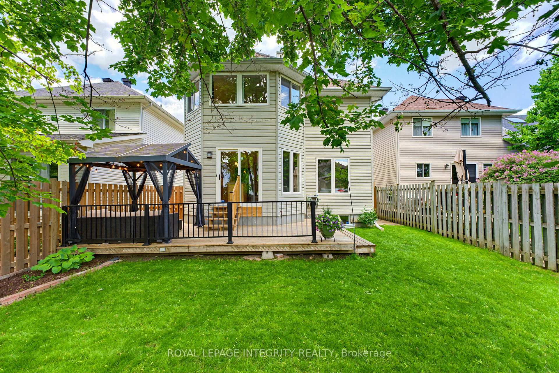 Photo 34 of 116 Springcreek Crescent, Ottawa, Kanata - Bridlewood — HOMEH