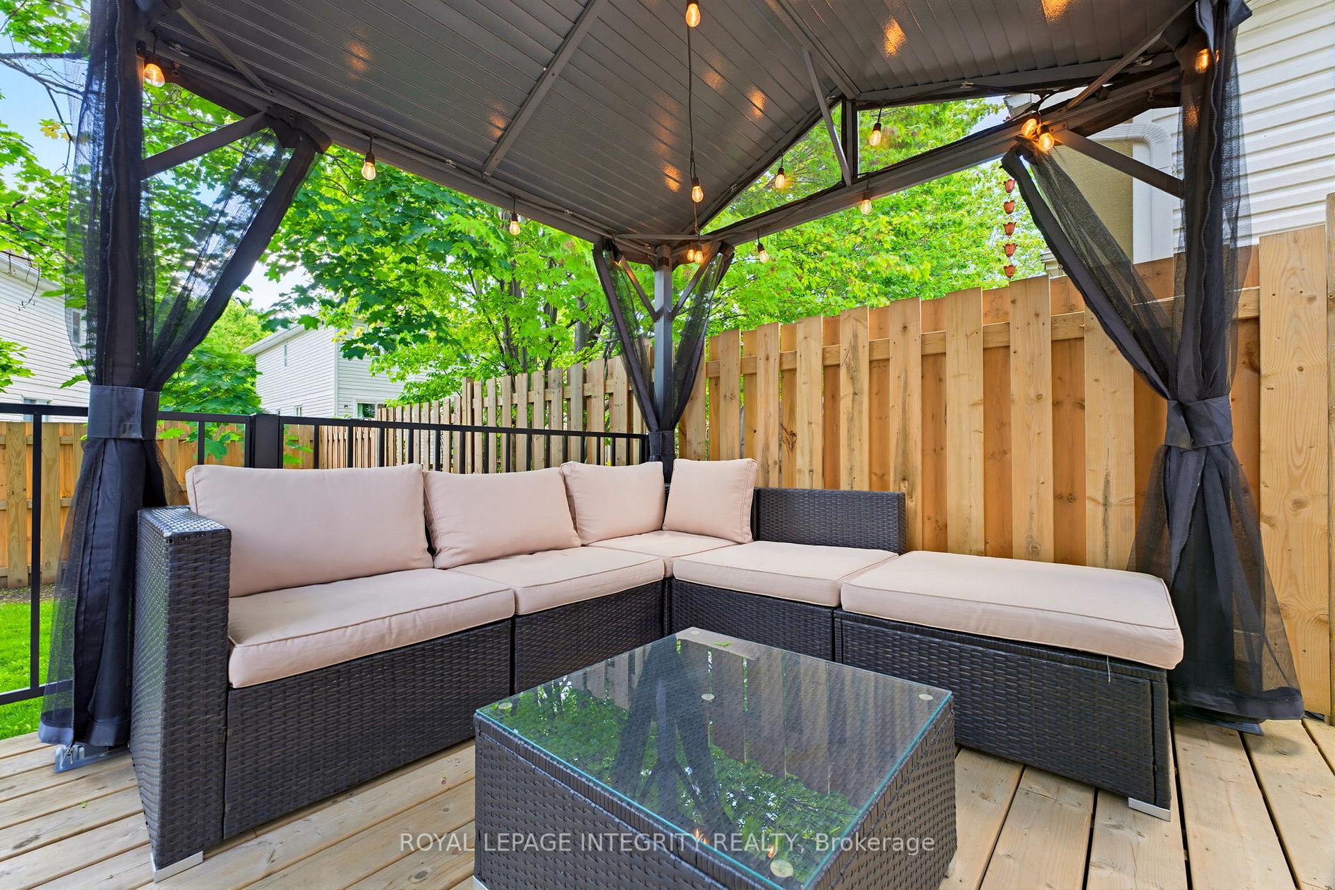 Photo 37 of 116 Springcreek Crescent, Ottawa, Kanata - Bridlewood — HOMEH