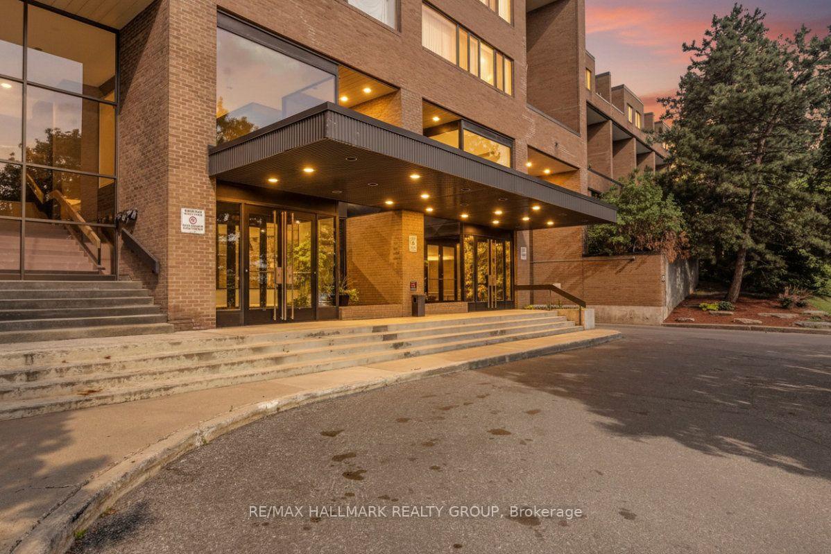 Photo 3 of Unit 810, 515 St Laurent Boulevard, Ottawa, Viscount Alexander Park — HOMEH